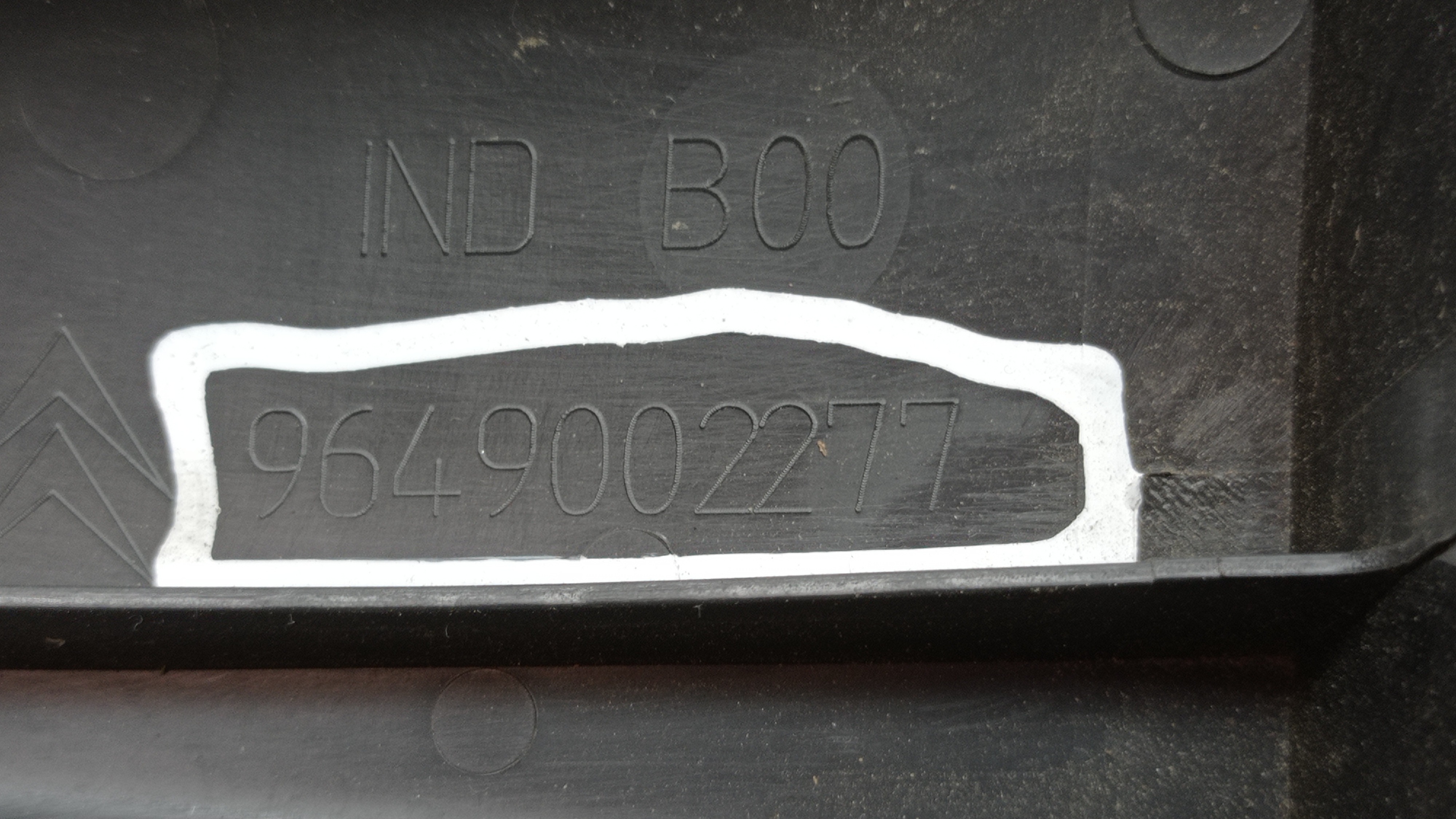 9649002277 Acabamento Interno Porta Malas Citroën C3 2003 12 3