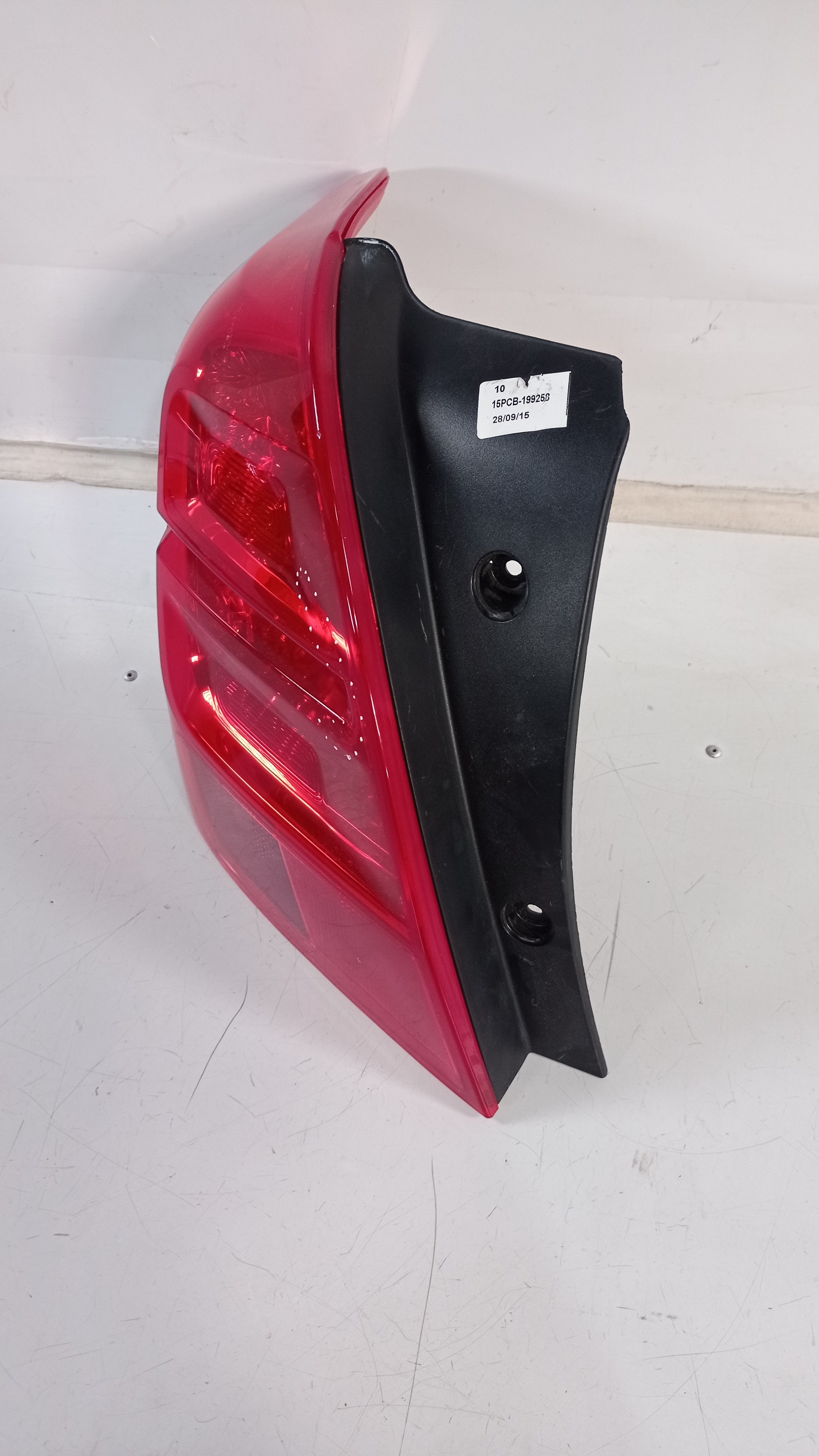 95207517 Lanterna Esquerda Gm Tracker 2015 Recuperada 5