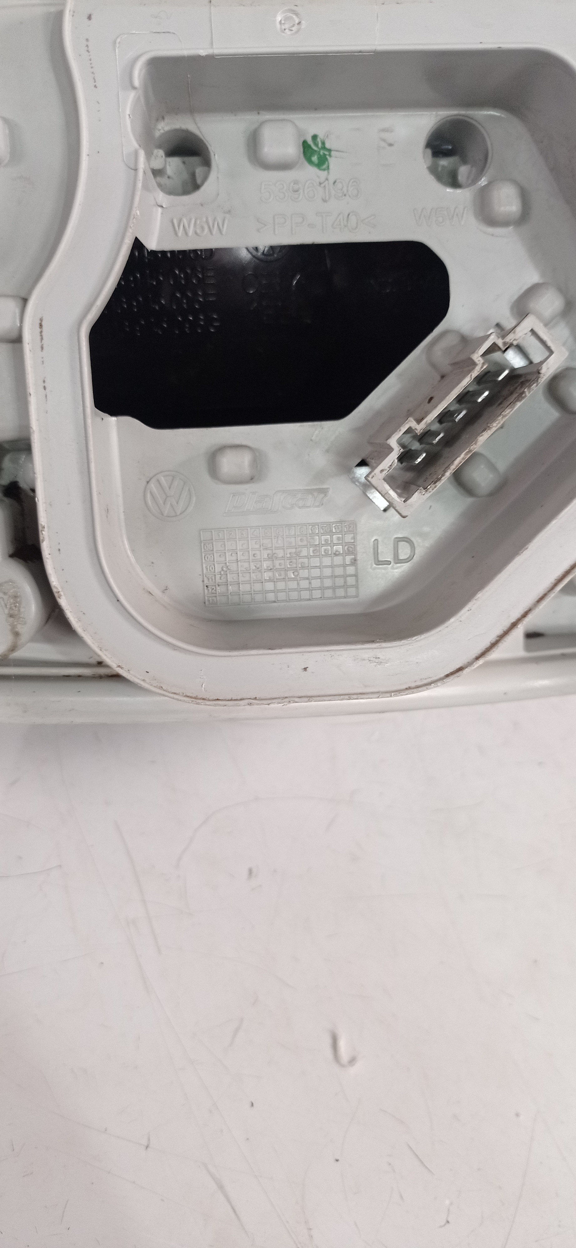 Lanterna Traseira Direita Vw Gol G5 Fume 2008 A 2012  Direito Xxxx 7