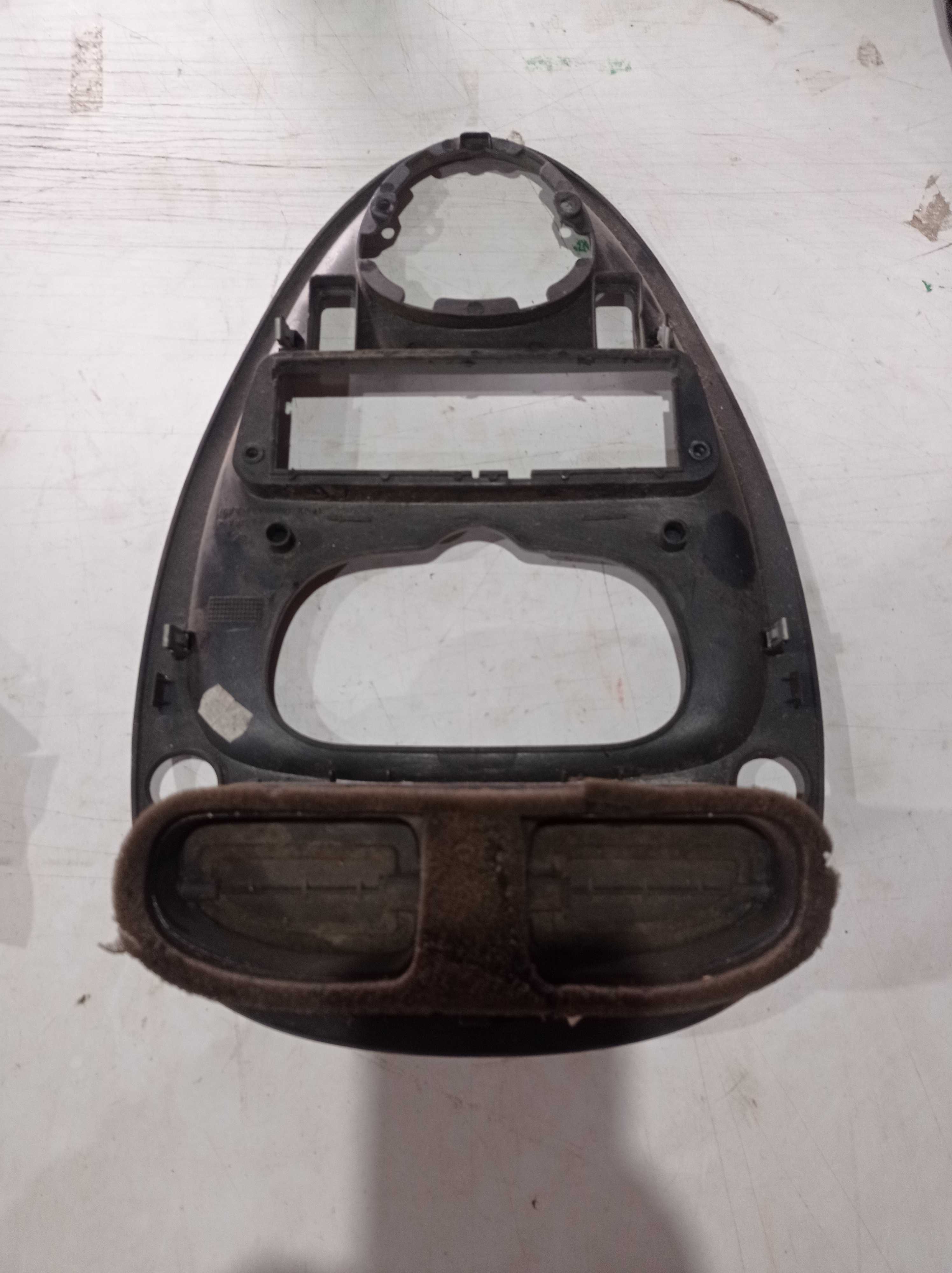 MOLDURA PAINEL CENTRAL CITROEN PICASSO 2005 2