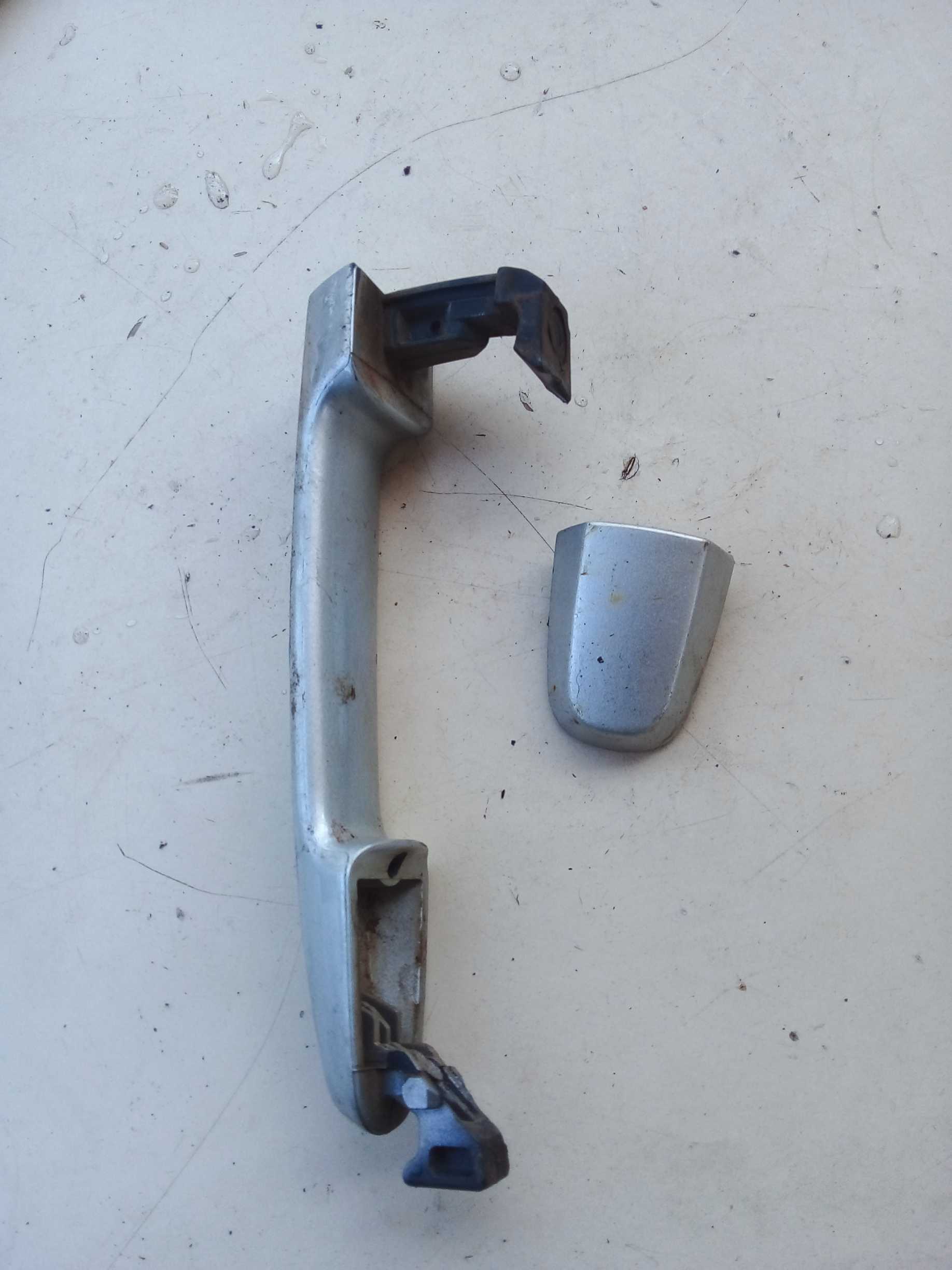 MAÇANETA EXTERNA DIREITA HILUX 2016 2