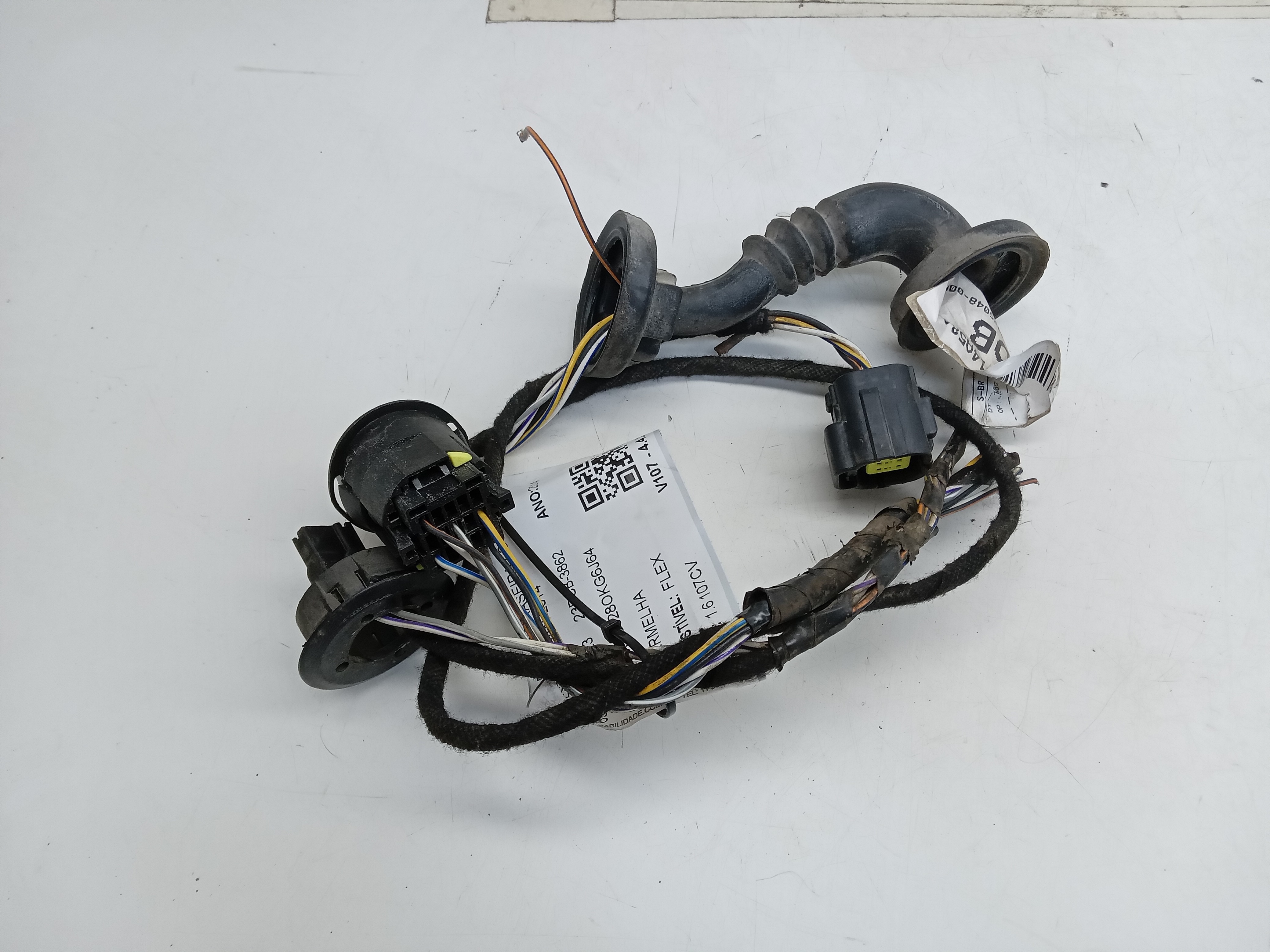CHICOTE DA PORTA TRASEIRA ESQUERDA FORD FIESTA SEDAN 2014 2