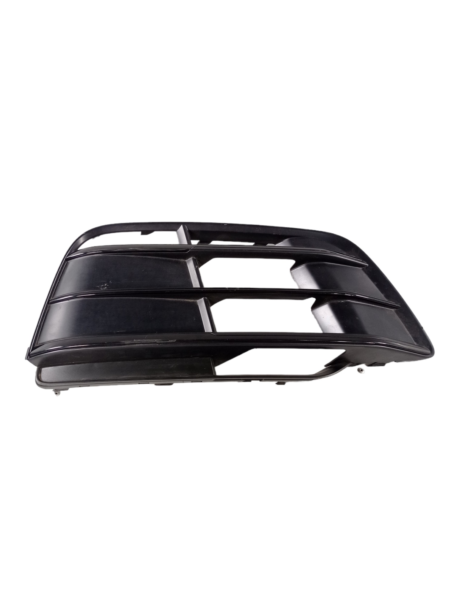 Moldura Farol De Milha Direito Audi Q5 2017 A 2021 Original 1