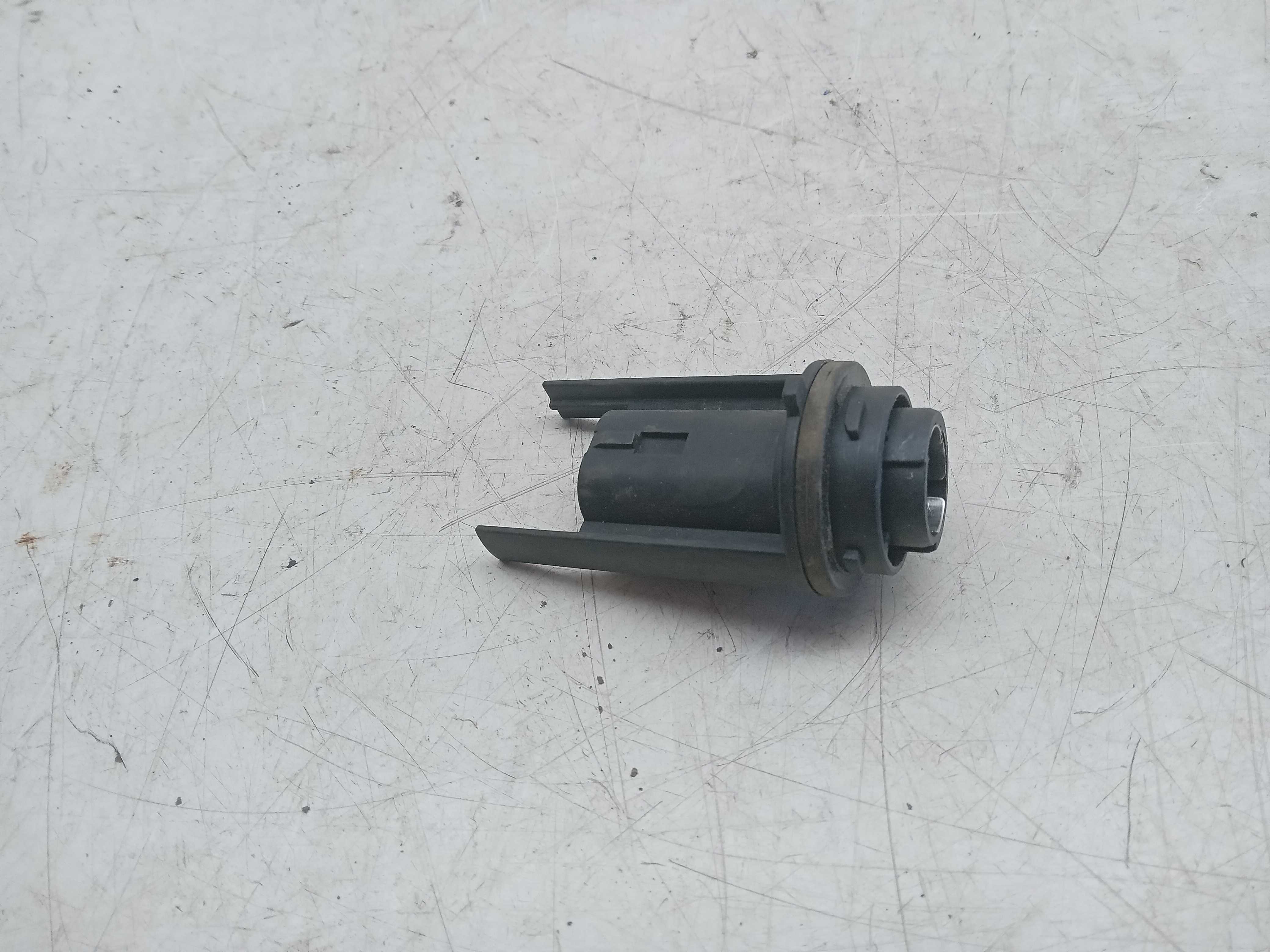 SOQUETE FAROL ESQUERDO Renault Sandero Stepway 2012 2