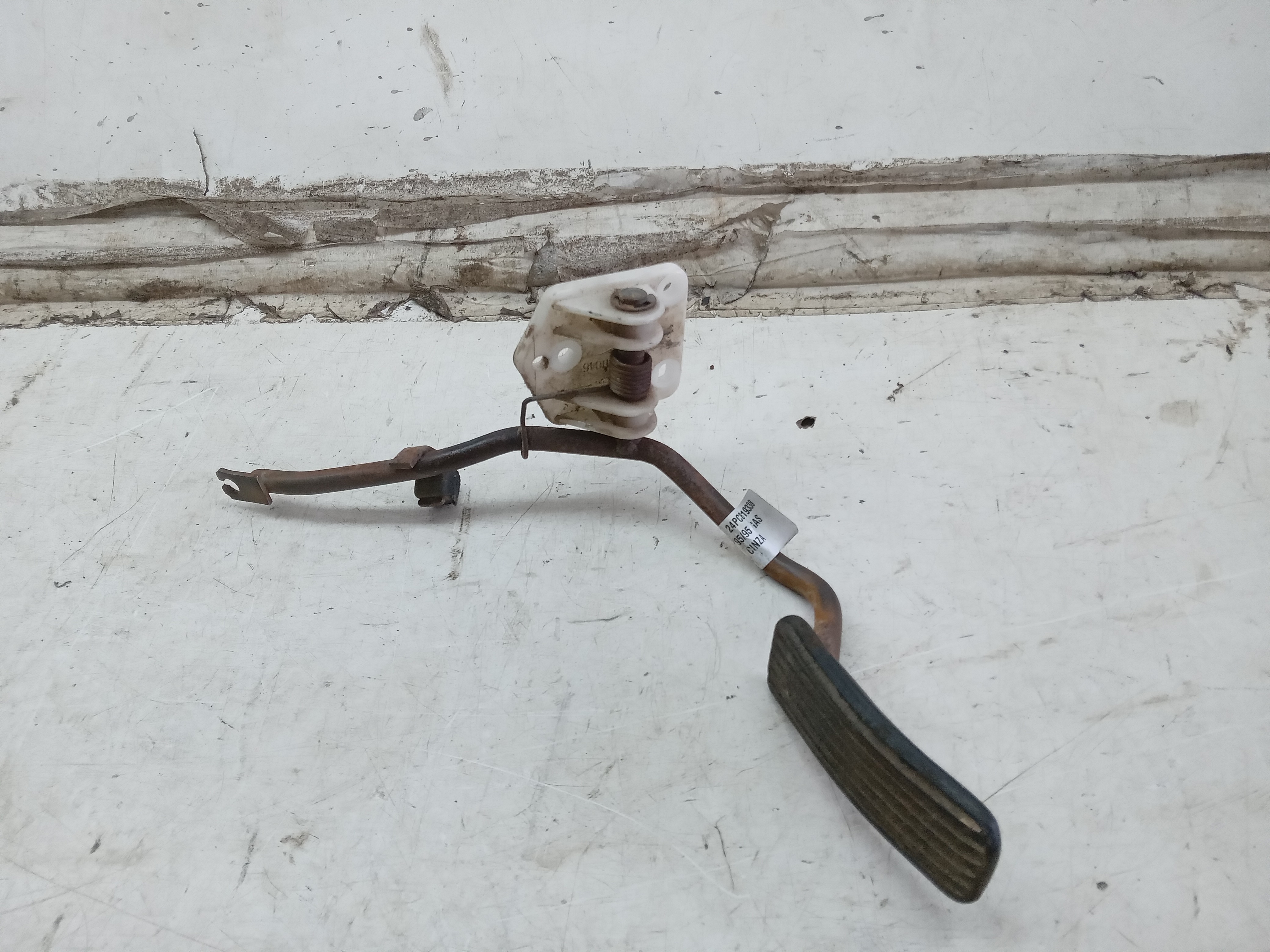 PEDAL ACELERADOR GM CORSA 1995 1