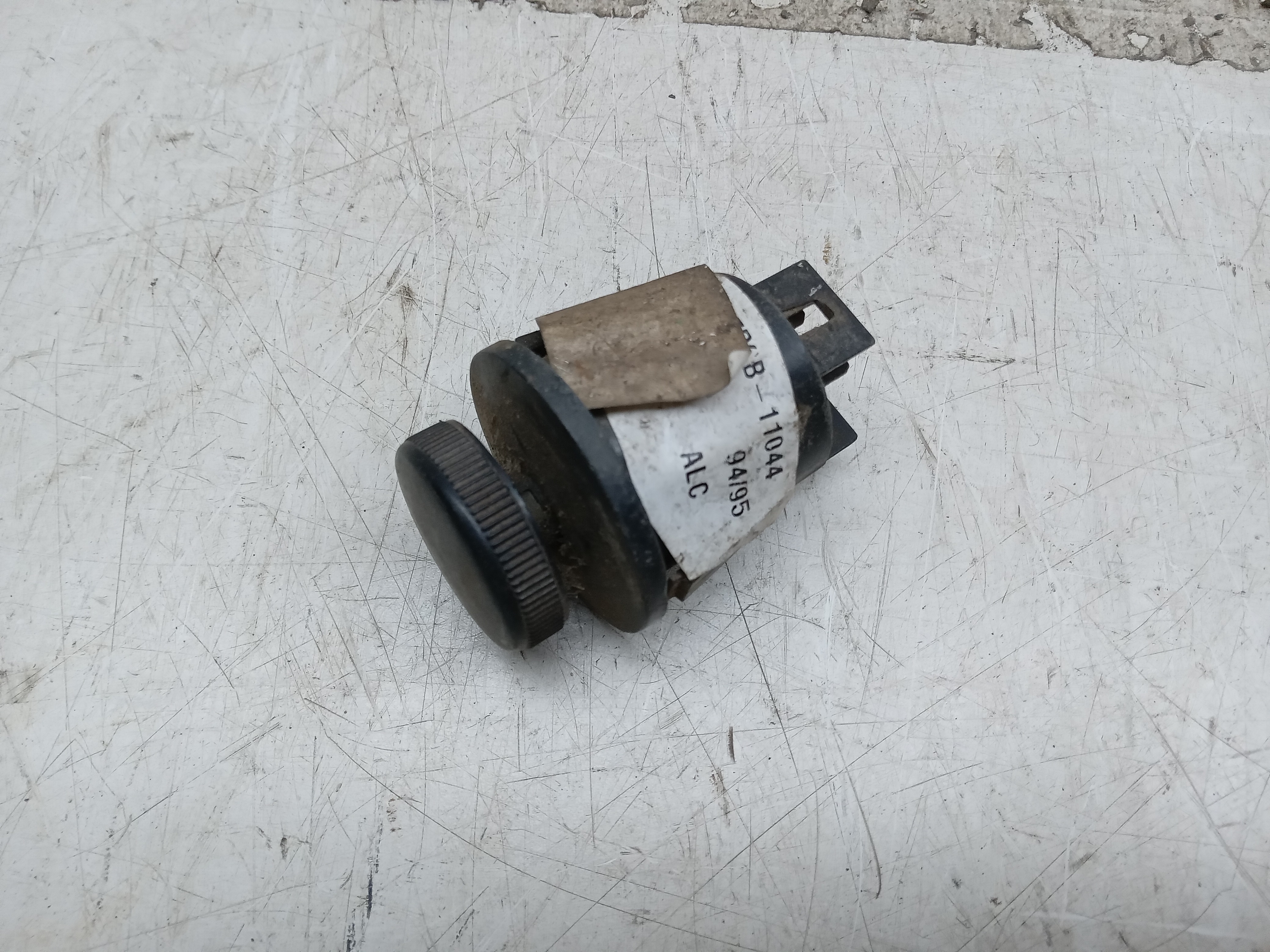 BOTÃO CONTROLE VENTILAÇÃO GM MONZA 1994  1995 1