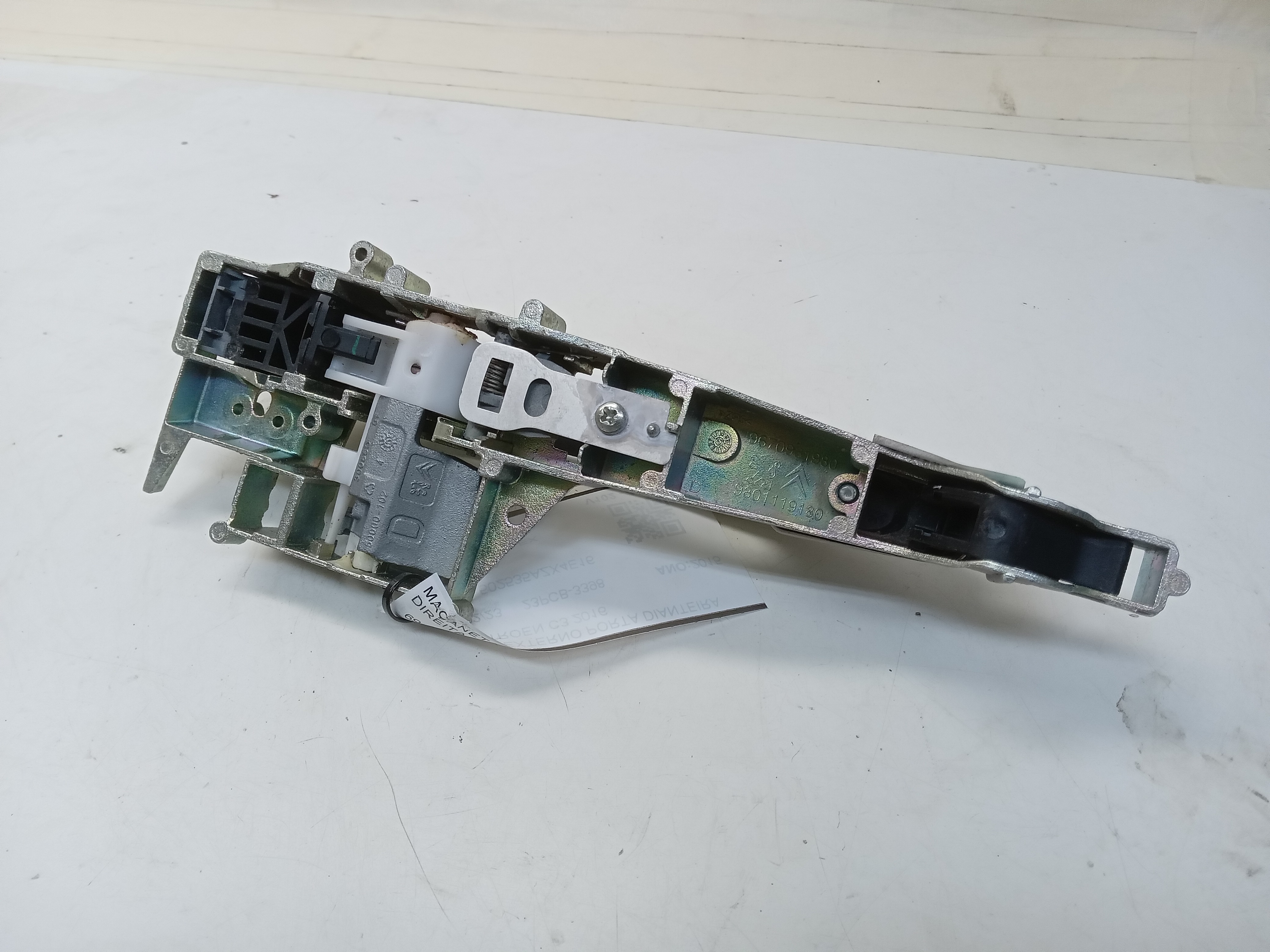 MAÇANETA EXTERNO PORTA DIANTEIRA DIREITA CITROEN C3 2016 2