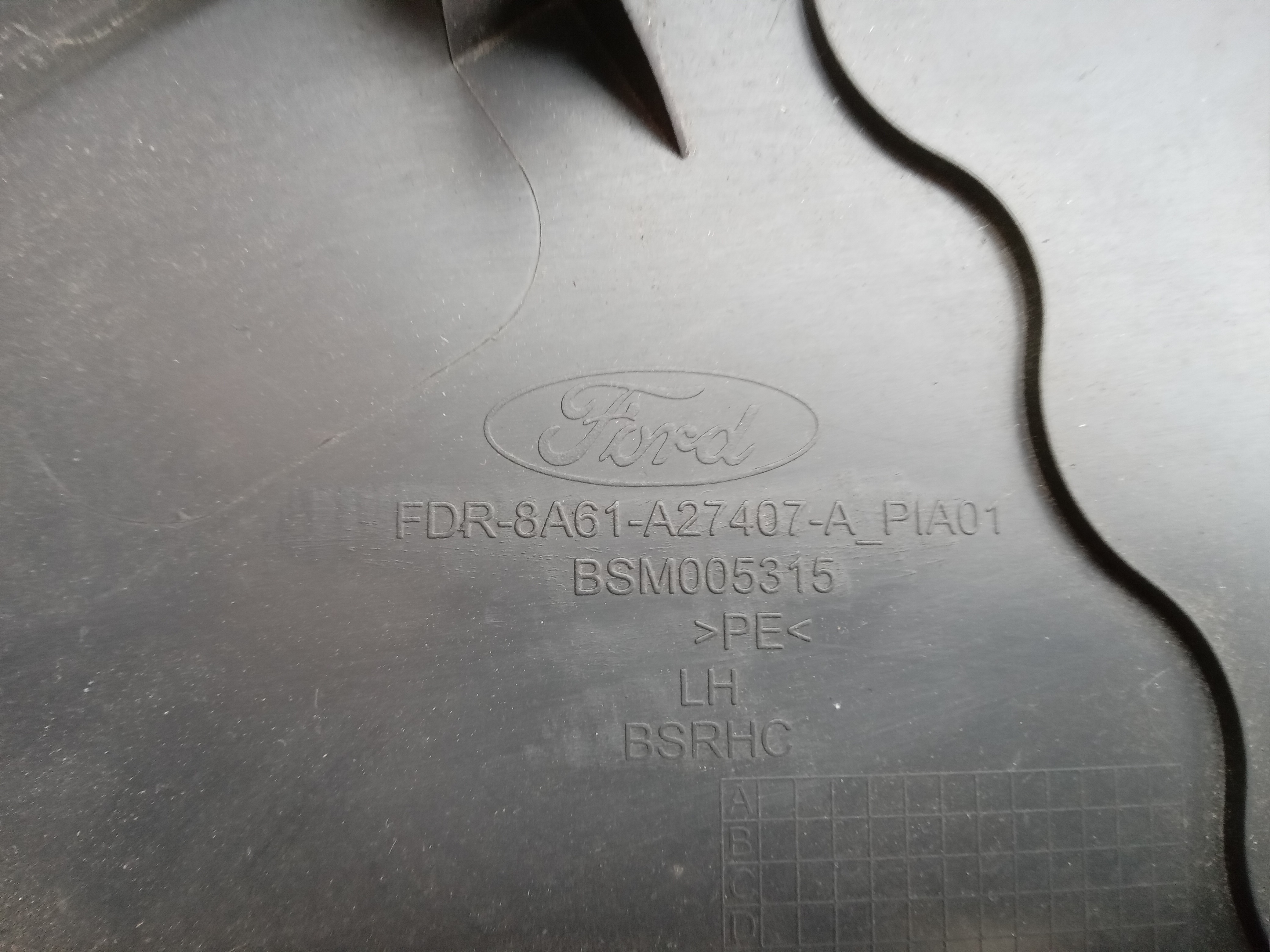 FORRO PORTA TRAS LE FORD NEW FIESTA 2014 3