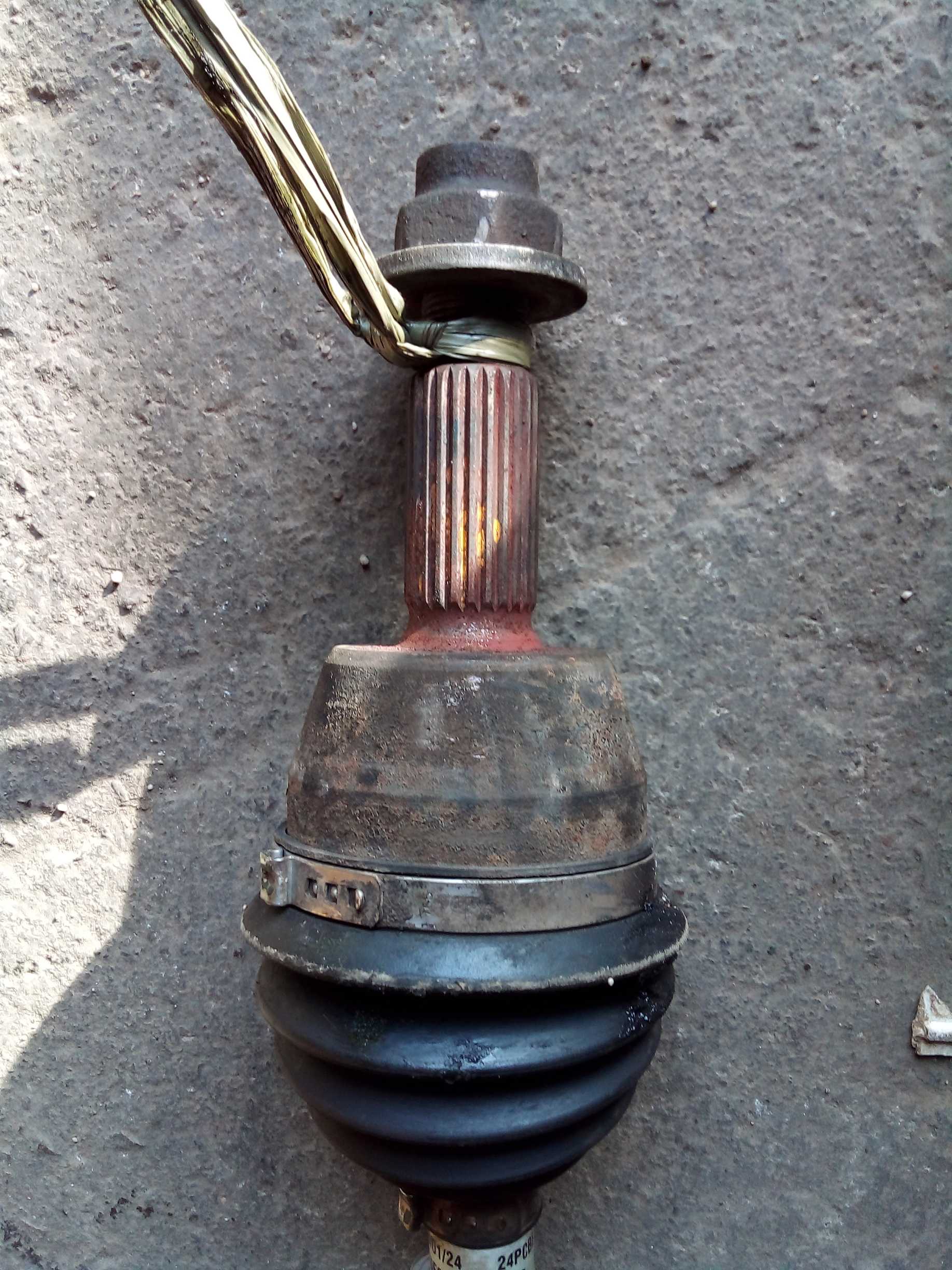 Semi-eixo Ford fiesta GL 1.0 2000 3