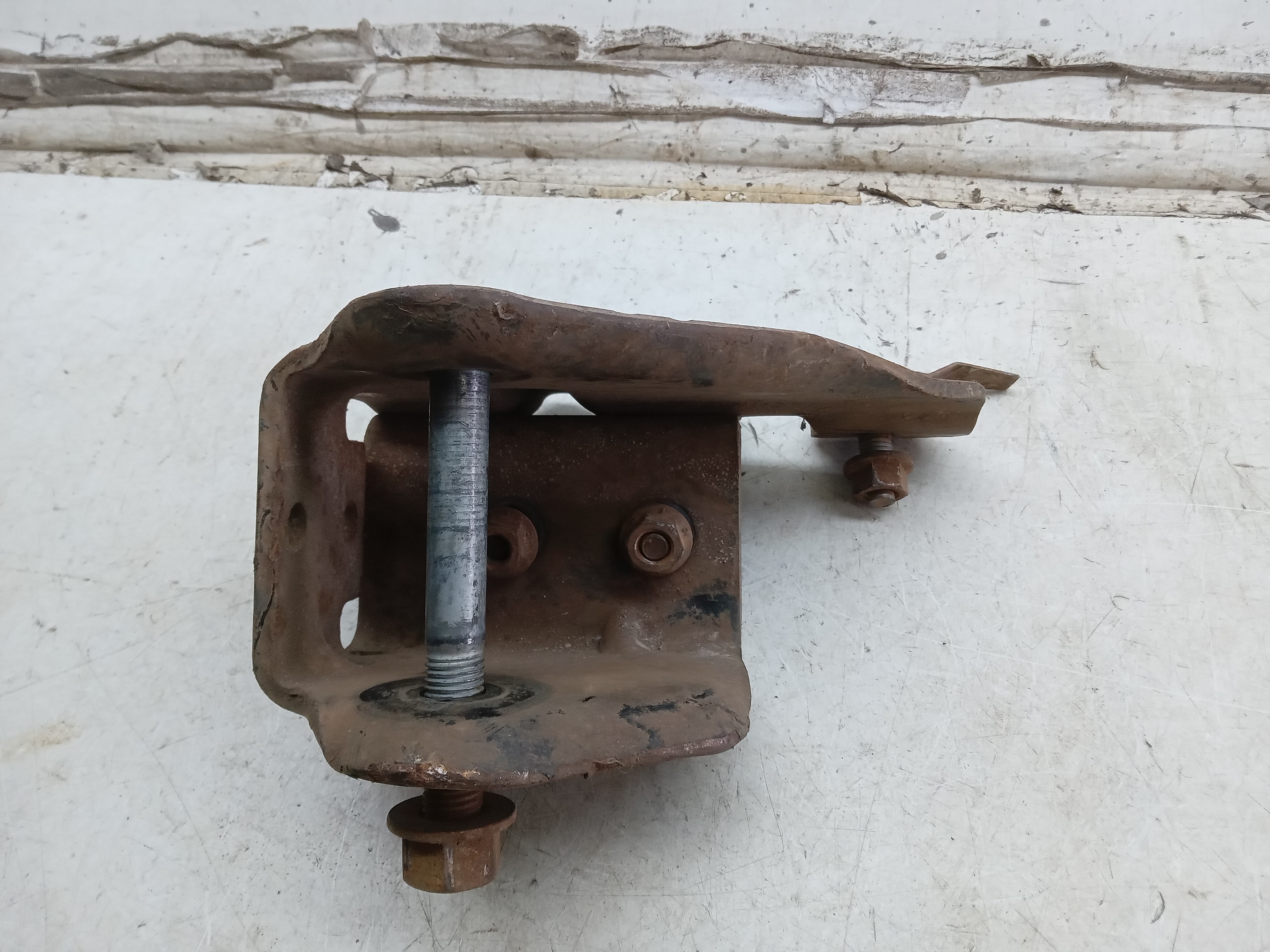 SUPORTE TIRANTE DIANTEIRO LD FORD F350 2001 2