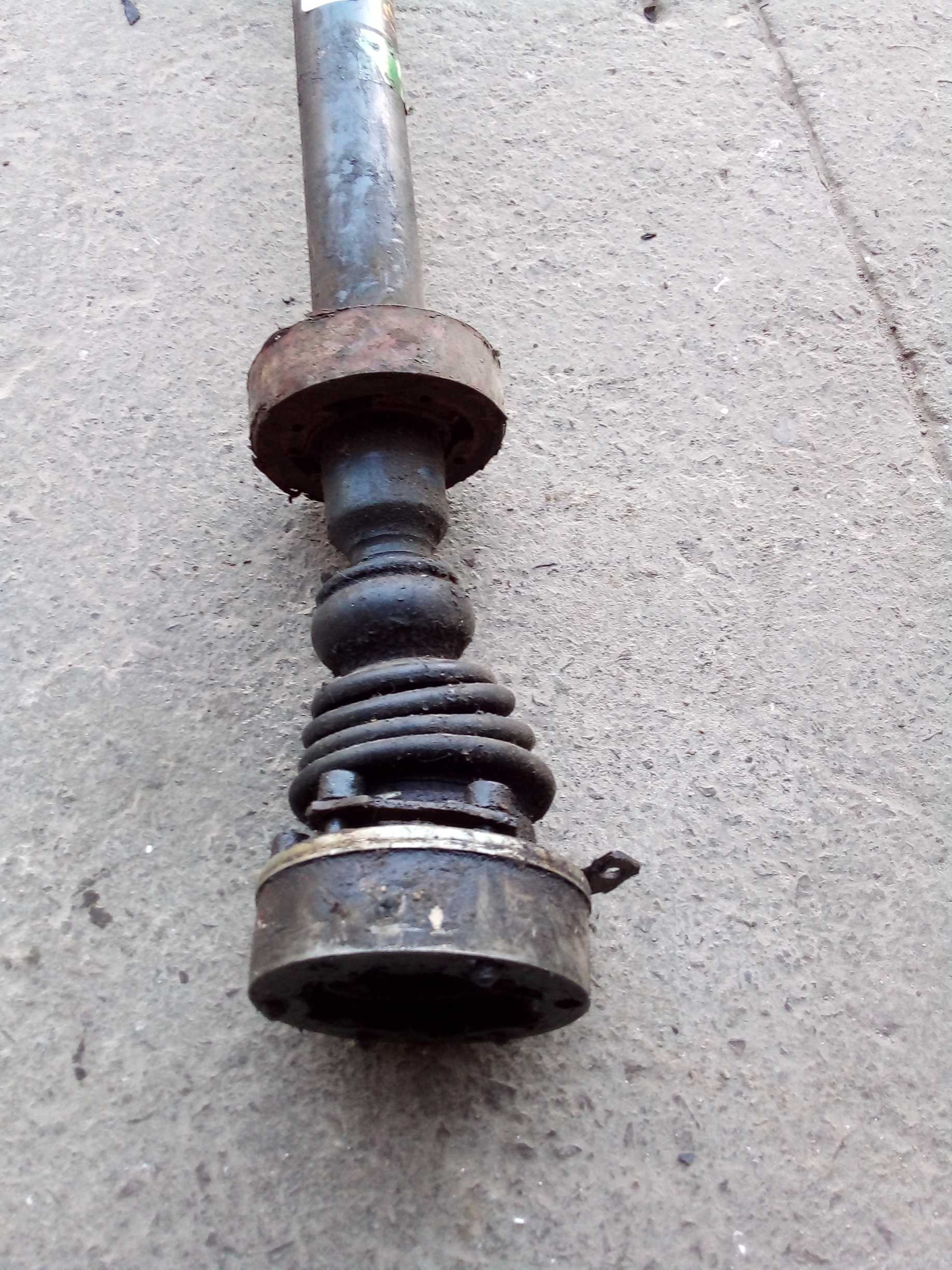Semi-eixo VW golf GL 1.8 lado direito 1997 4