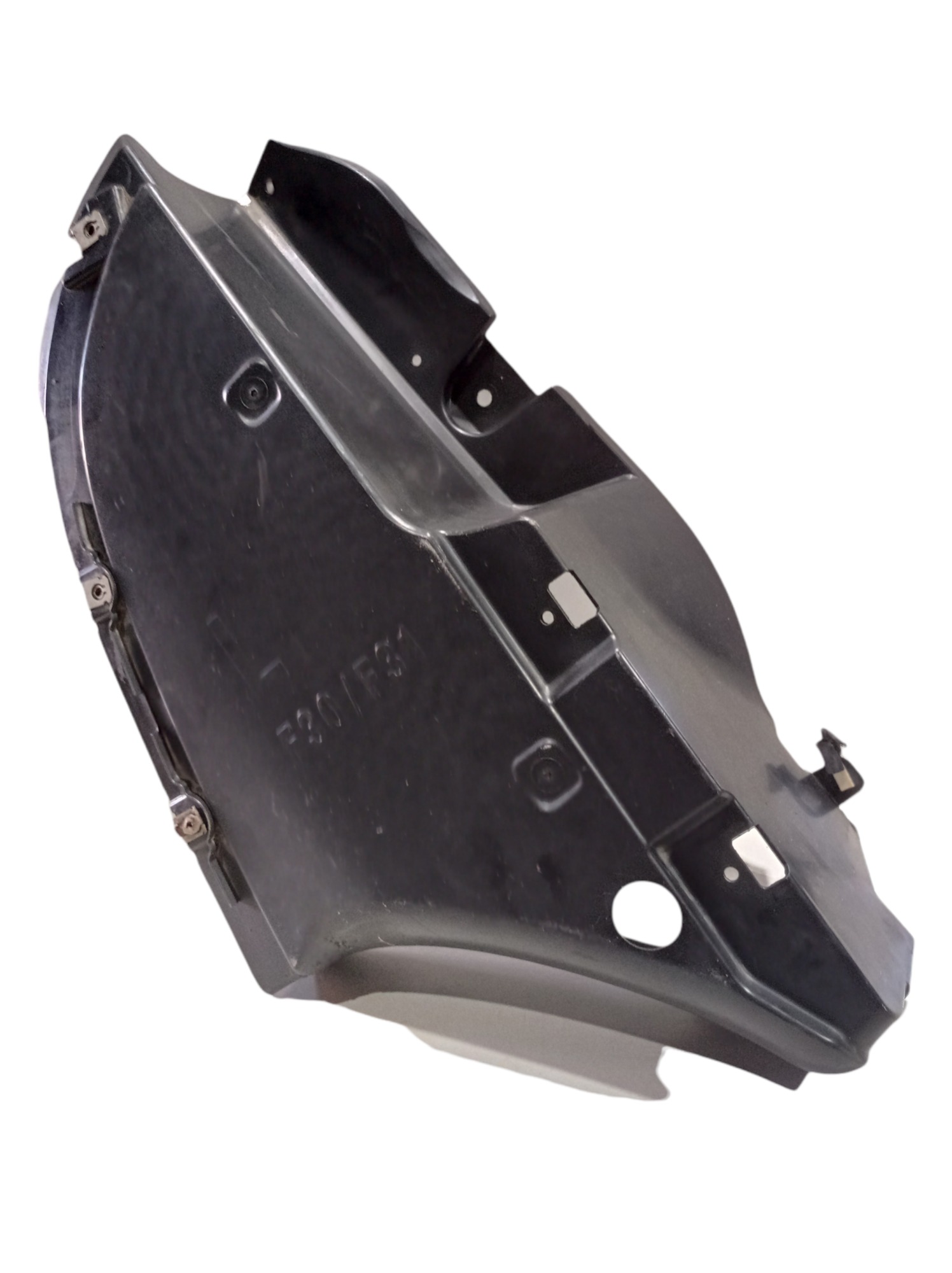 Capa Inferior Trás Esquer Parachoque Bmw 320i F30 7258047 1