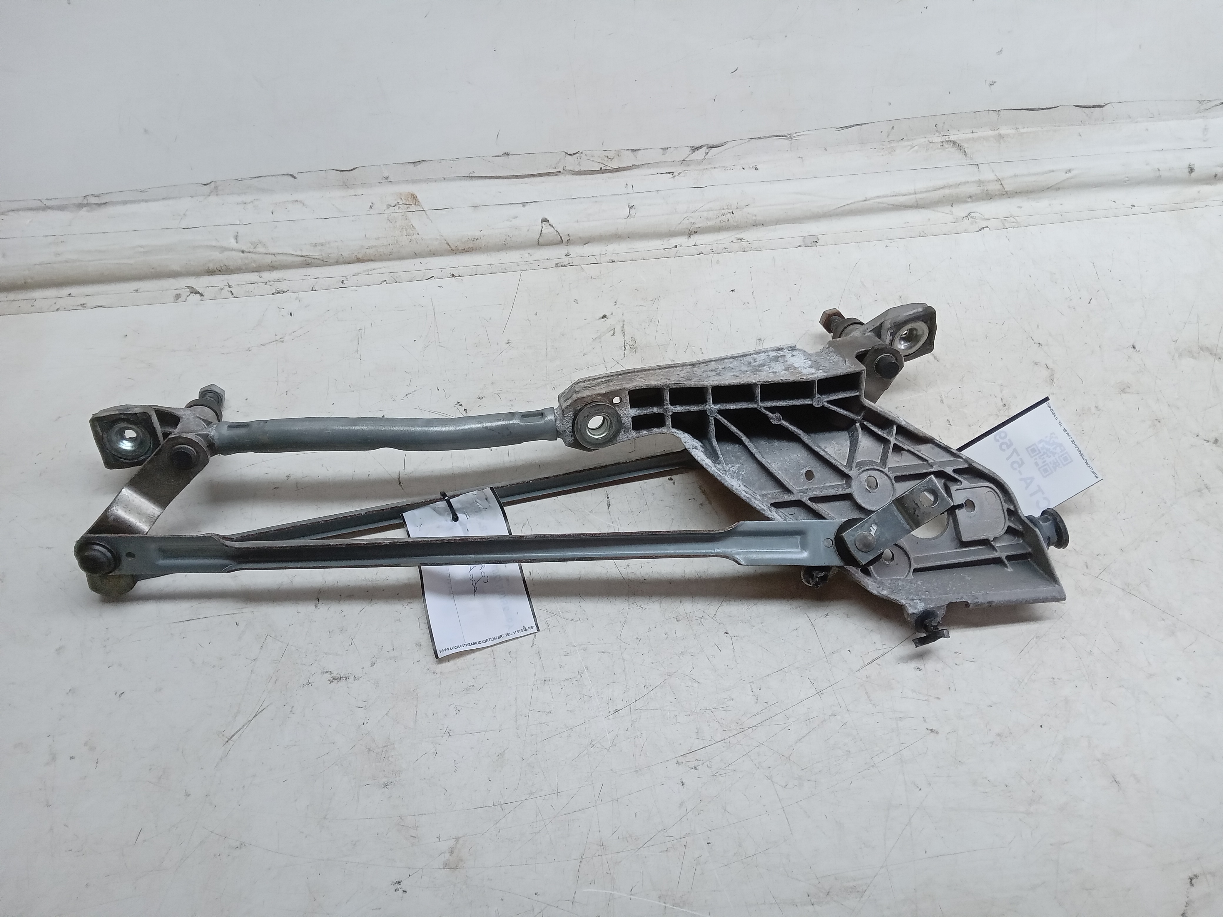 GALHADA LIMPADOR PARABRISA FORD FIESTA 2014