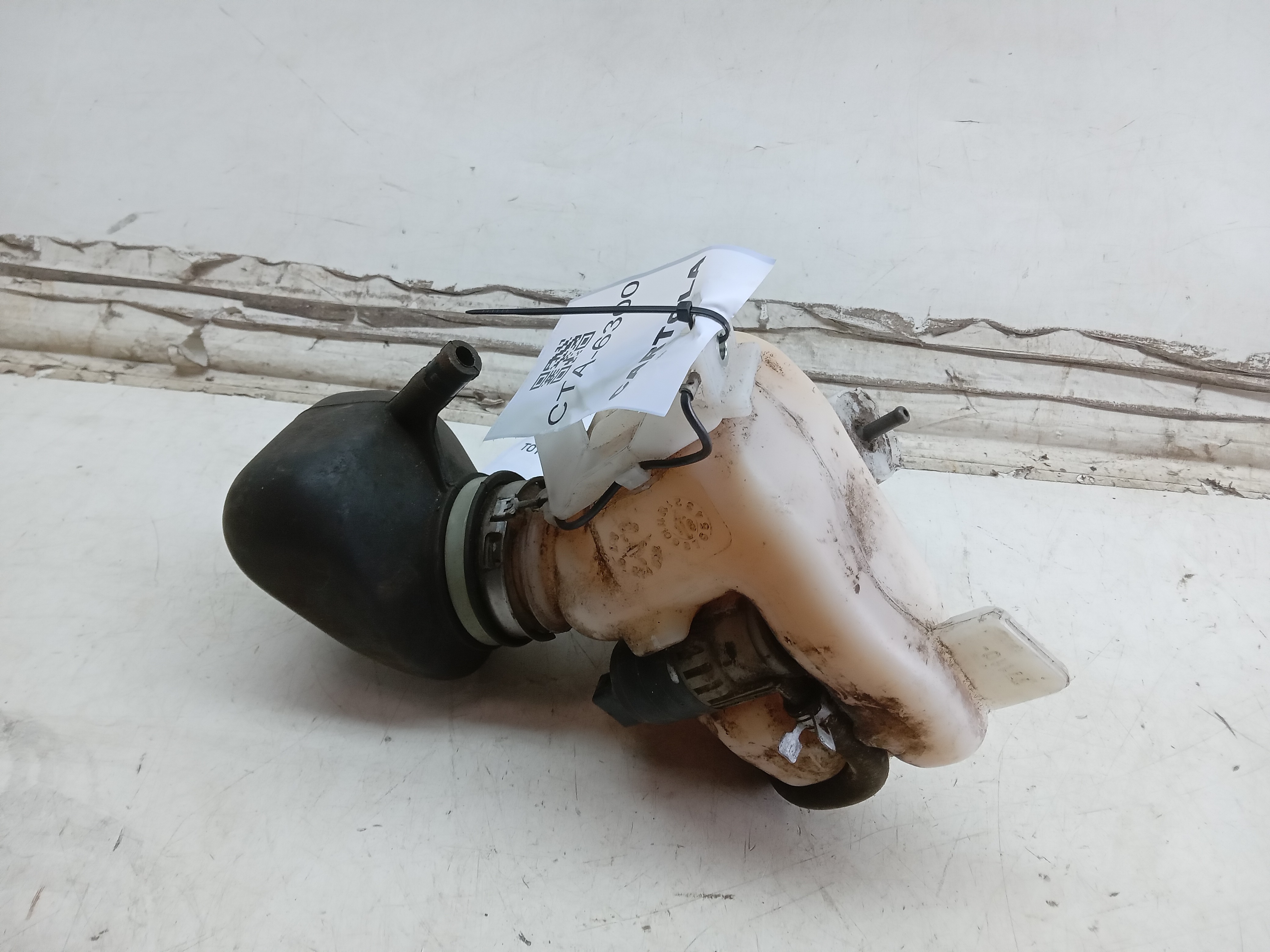 RESERVATORIO PARTIDA FRIO TOYOTA ETIOS 2016 1