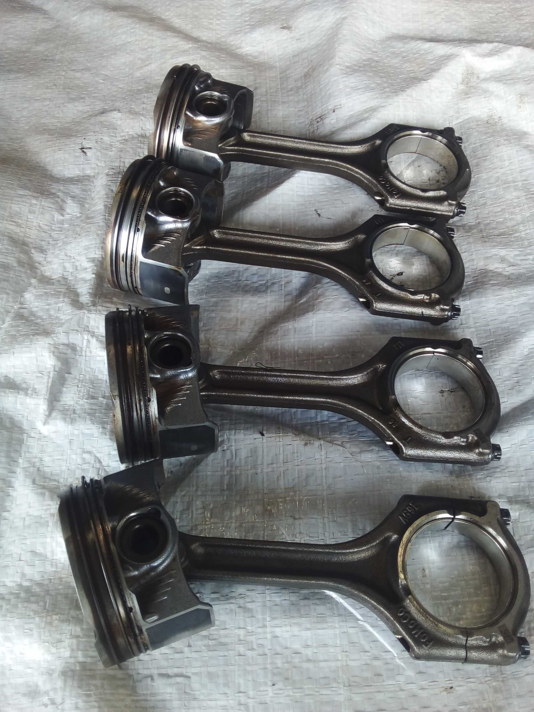 PISTÃO COM BIELAS STANDARD FORD FUSION 2015  2.0 16 V.