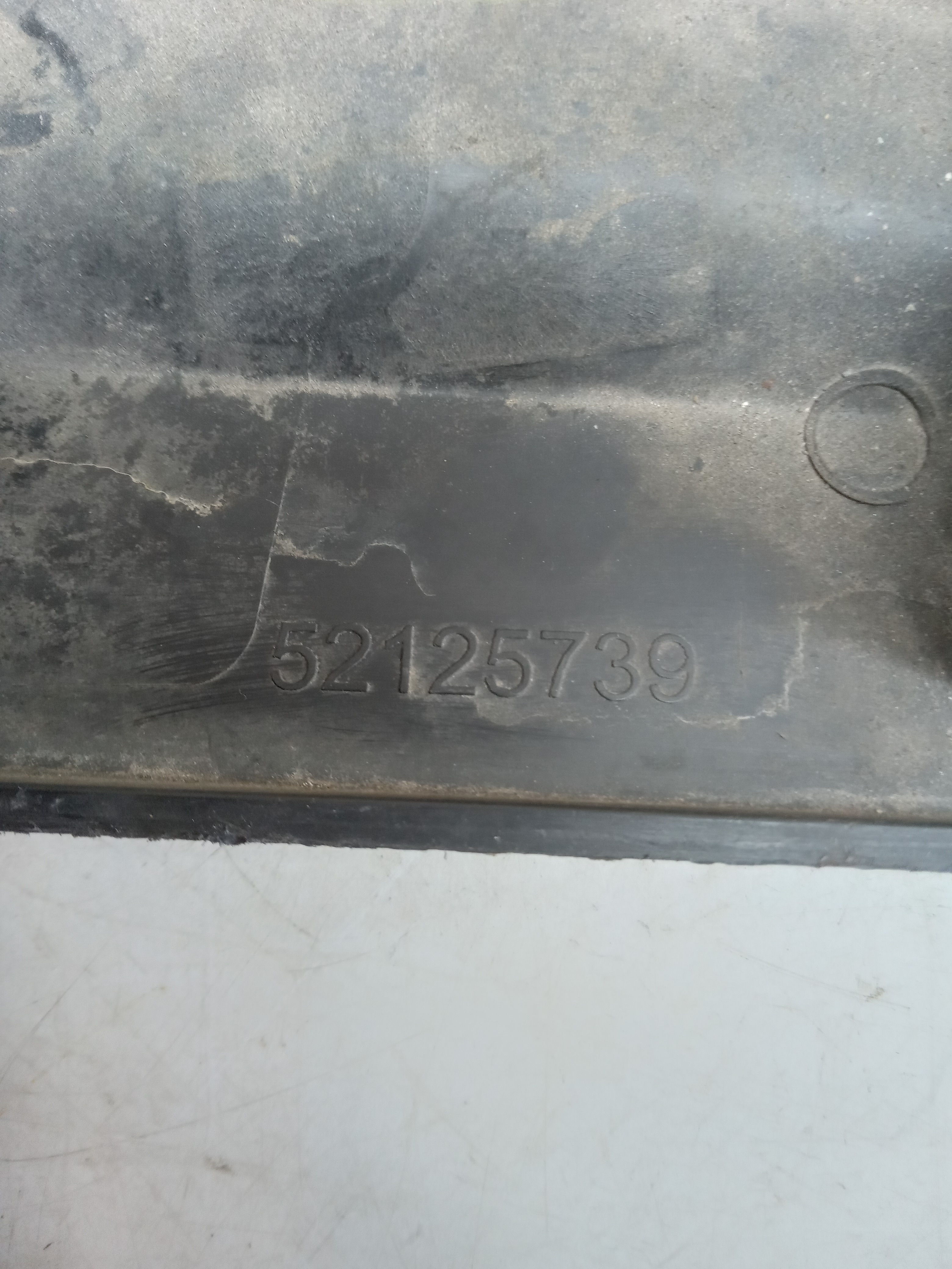 MOLDURA FRISO PORTA DIANTEIRA LE GM ONIX 2018 3