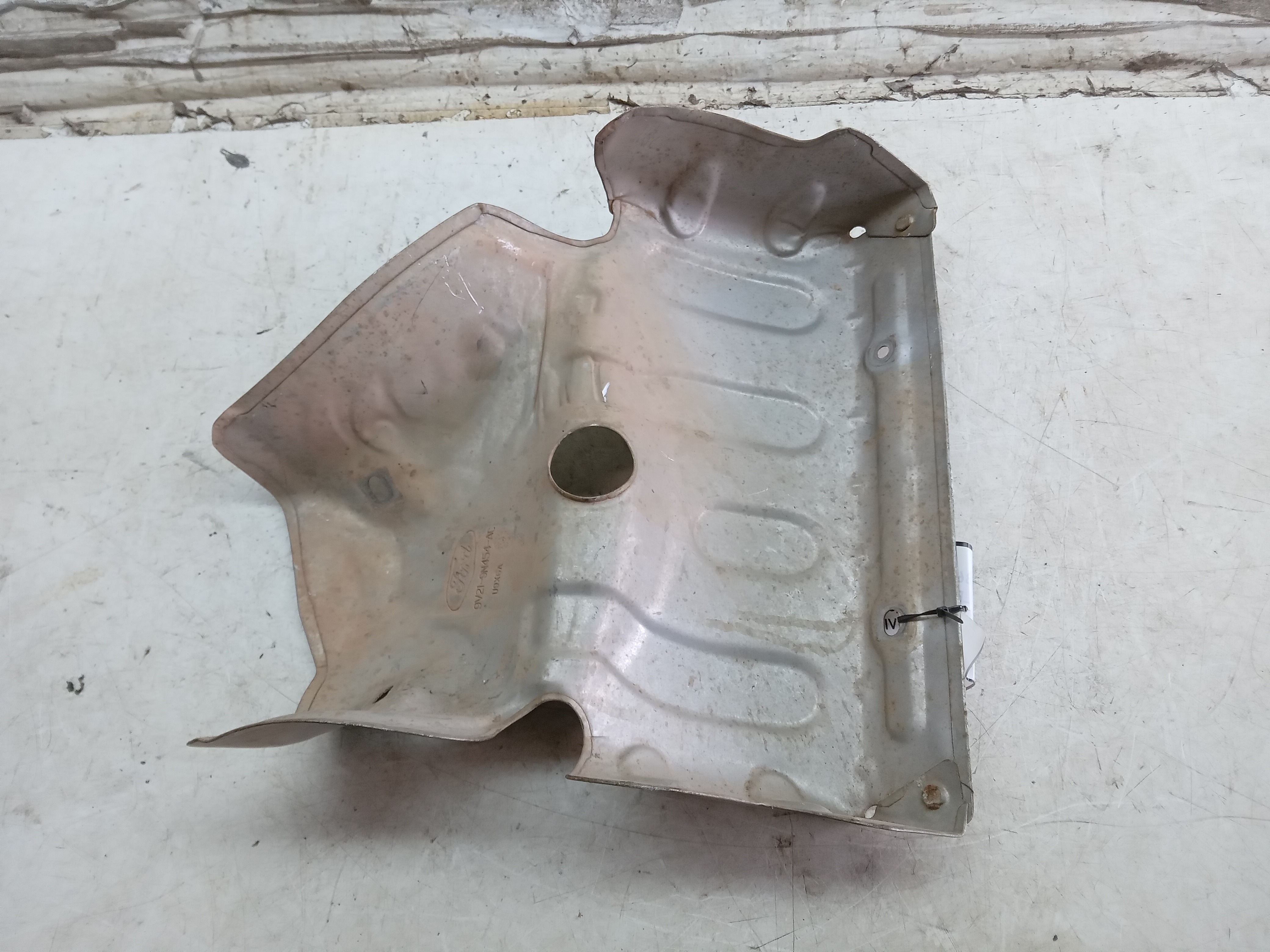 PROTETOR DEFLETOR CALOR COLETOR ESCAPE FORD FIESTA 2014 2