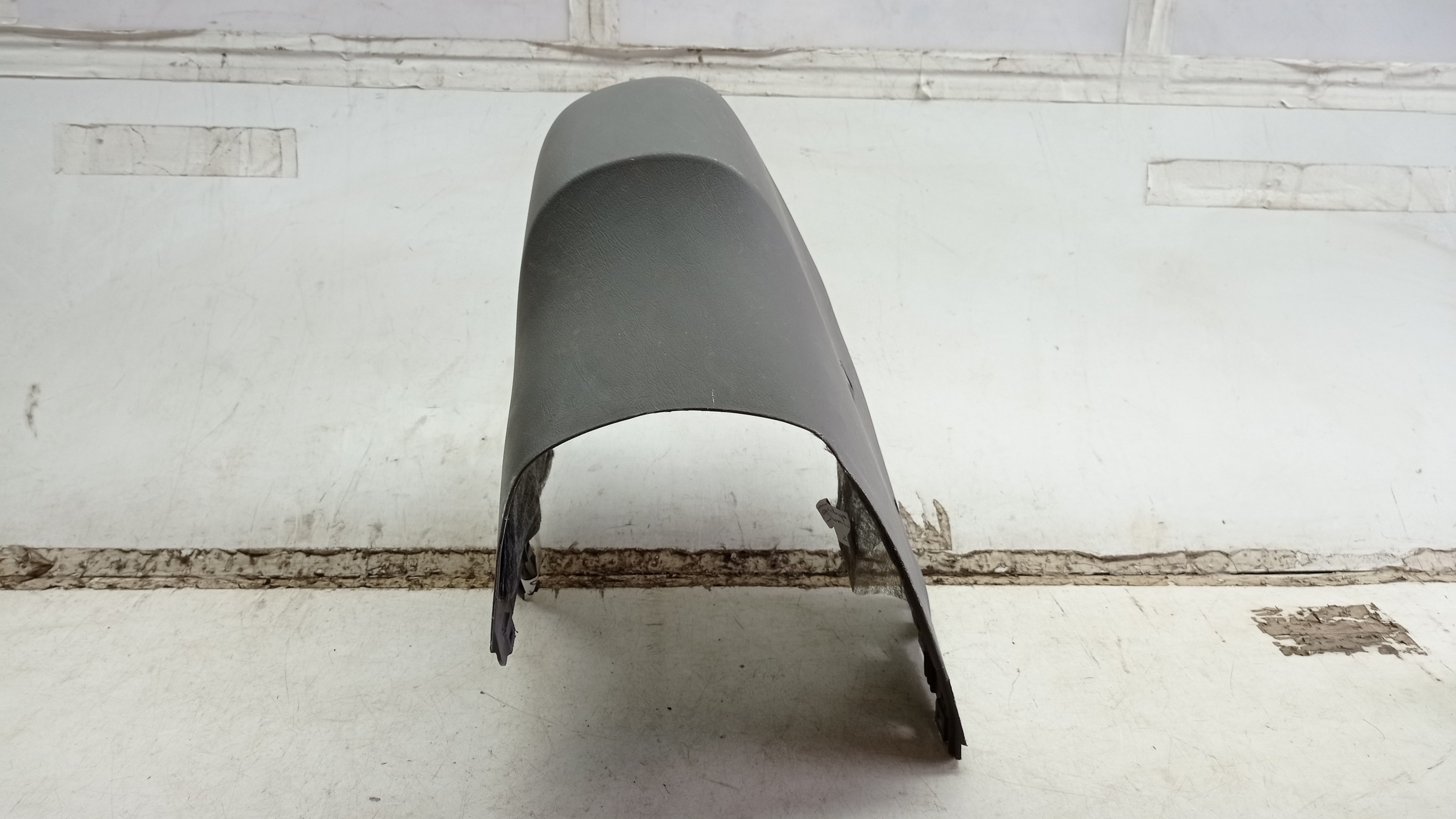 84611 2e000  Moldura Console Central Hyundai Tucson 05 10 1