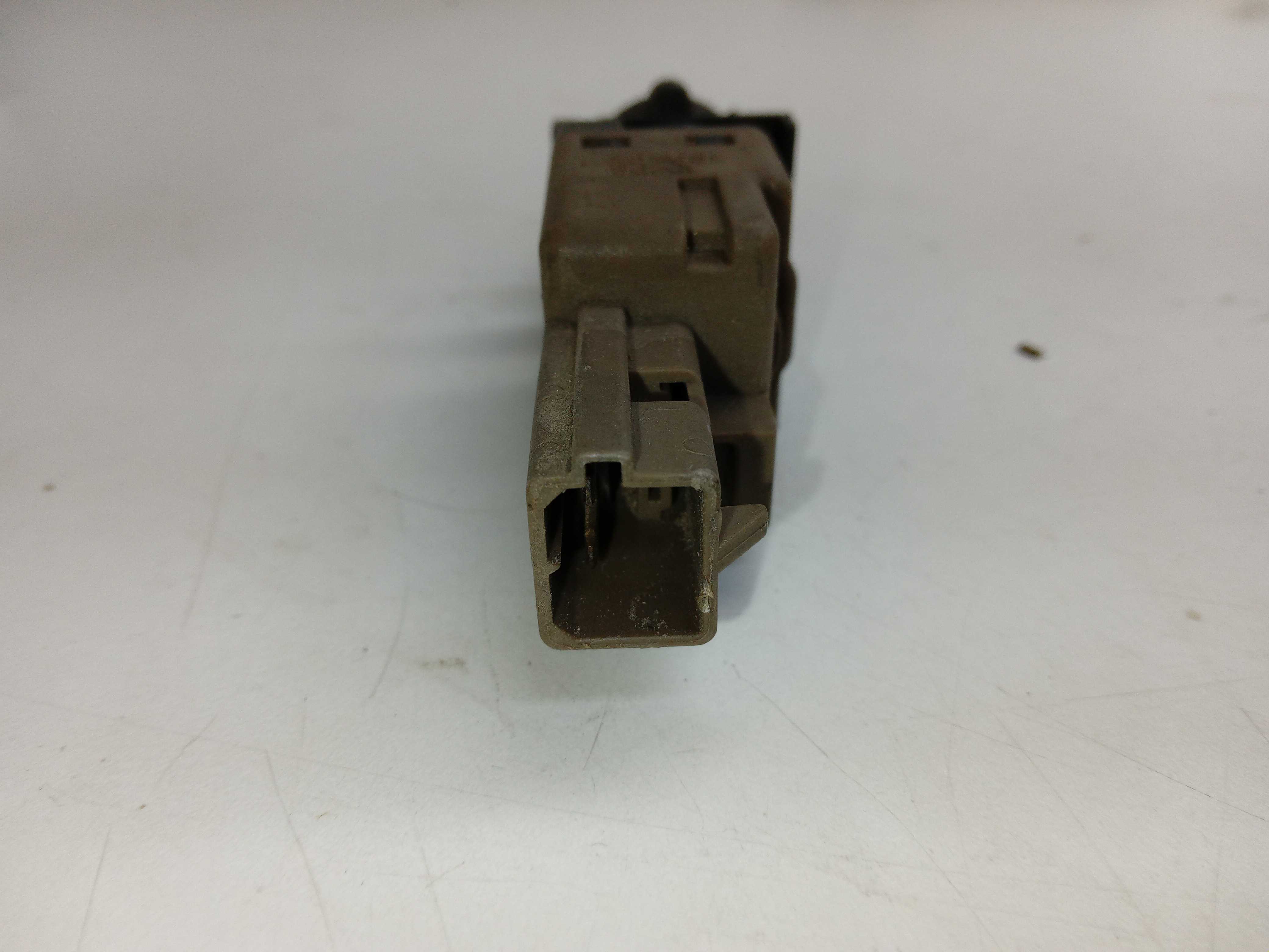 INTERRUPTOR FREIO FIAT CARGO 2011 2