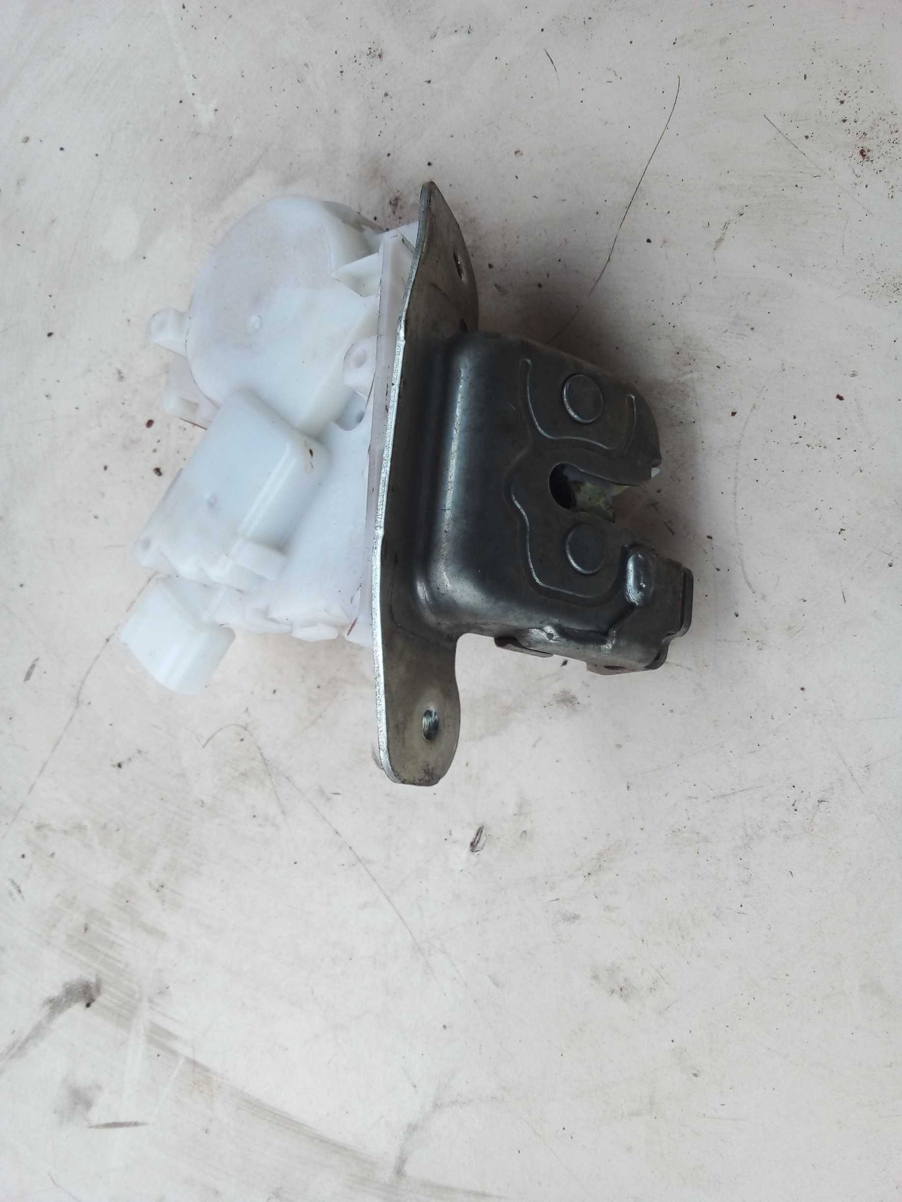 FECHADURA TAMPA TRASEIRA ETIOS 2018
