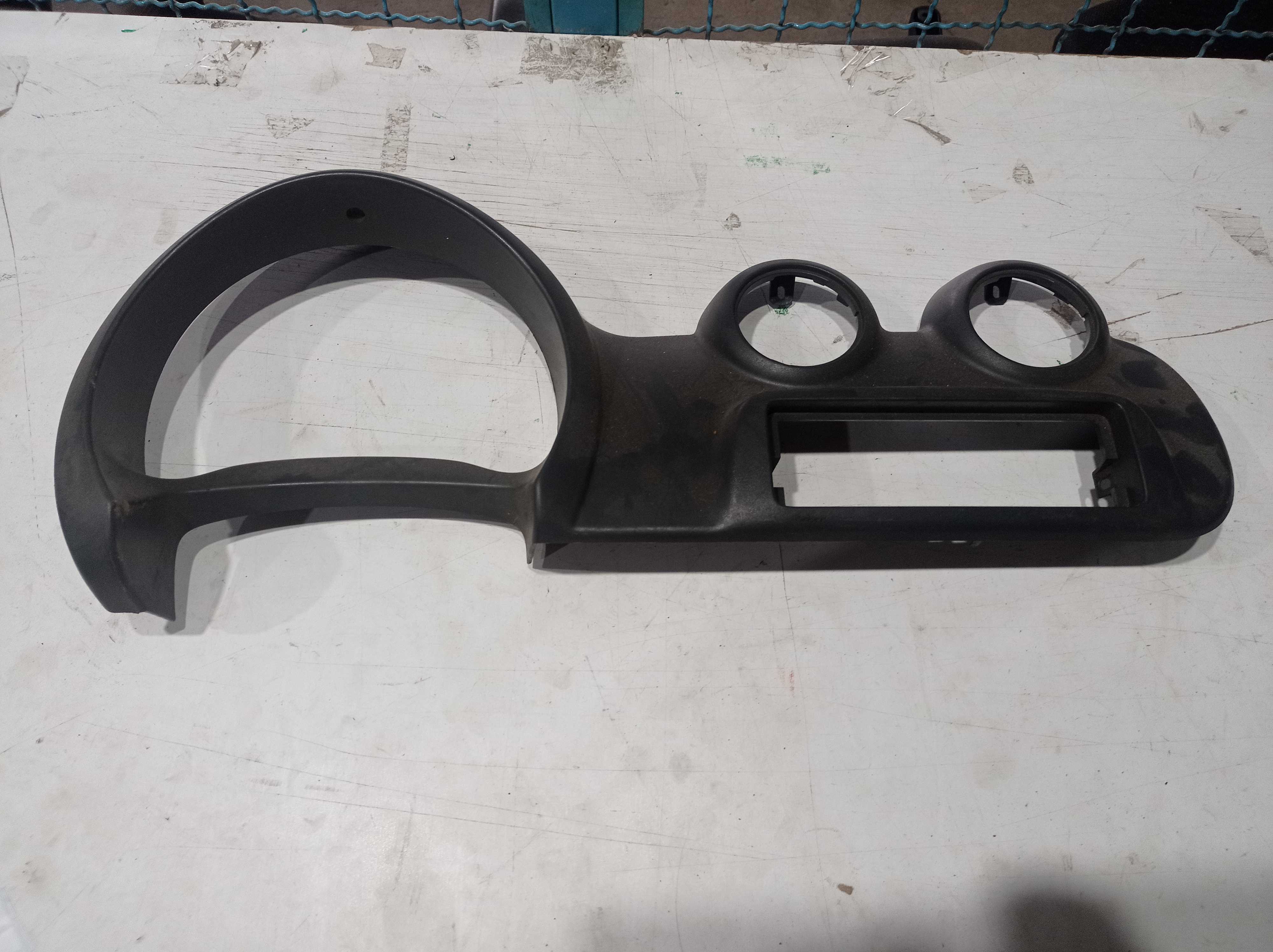 MOLDURA PAINEL CENTRAL FIAT UNO 2014