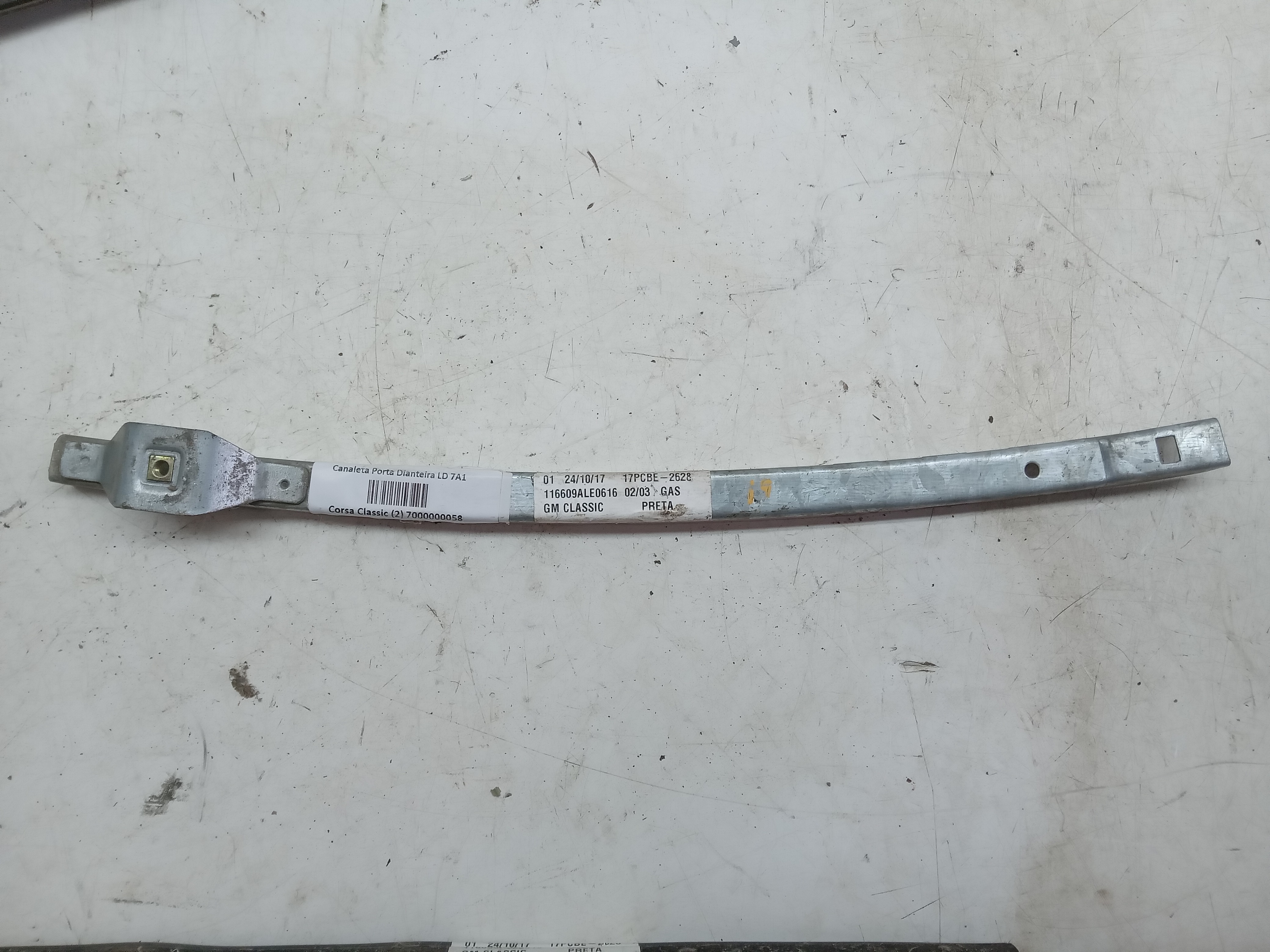 Canaleta Porta Dianteira LD Corsa Classic 2003 4