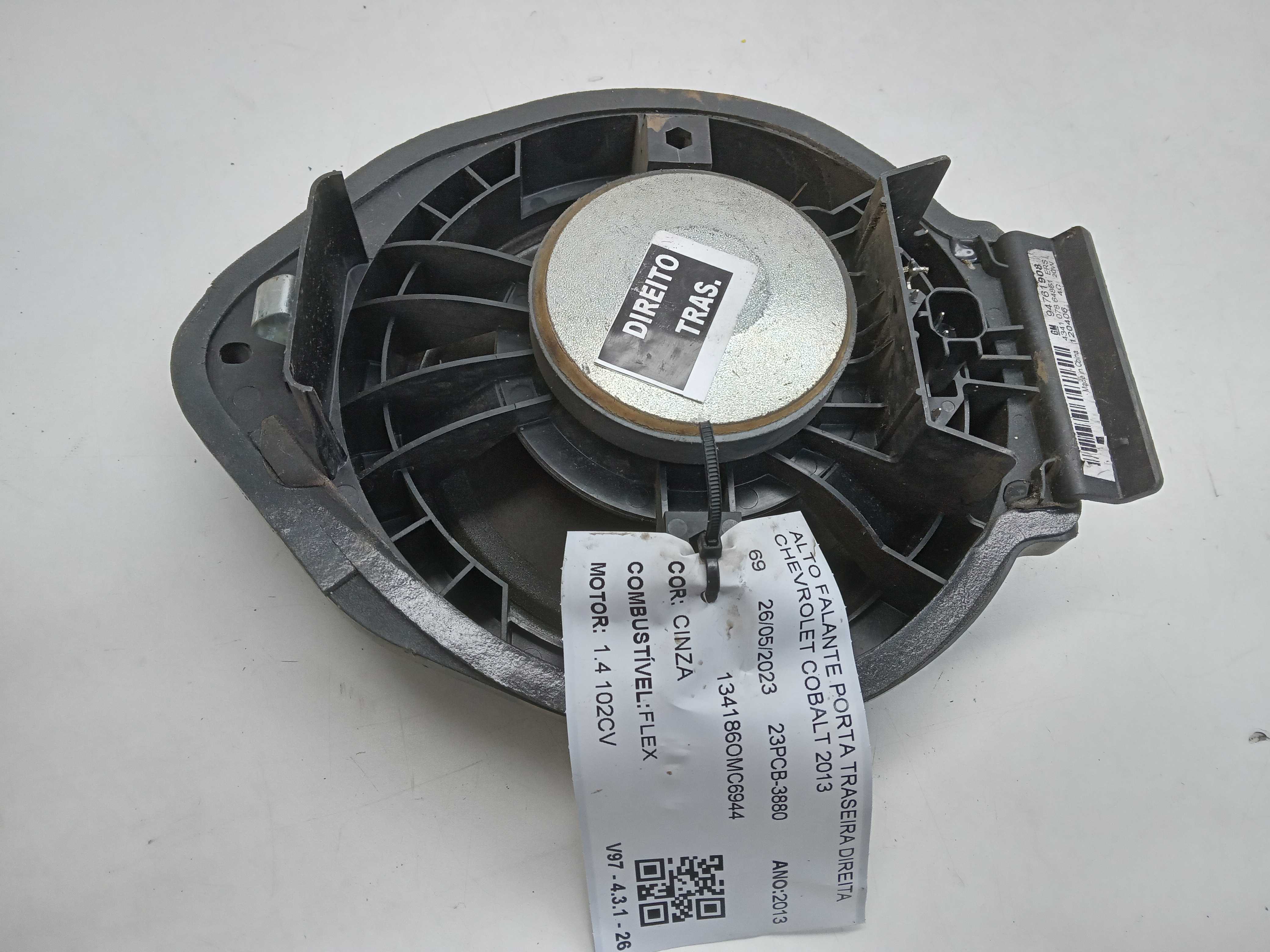 ALTO FALANTE PORTA TRASEIRA DIREITA CHEVROLET COBALT 2013 2