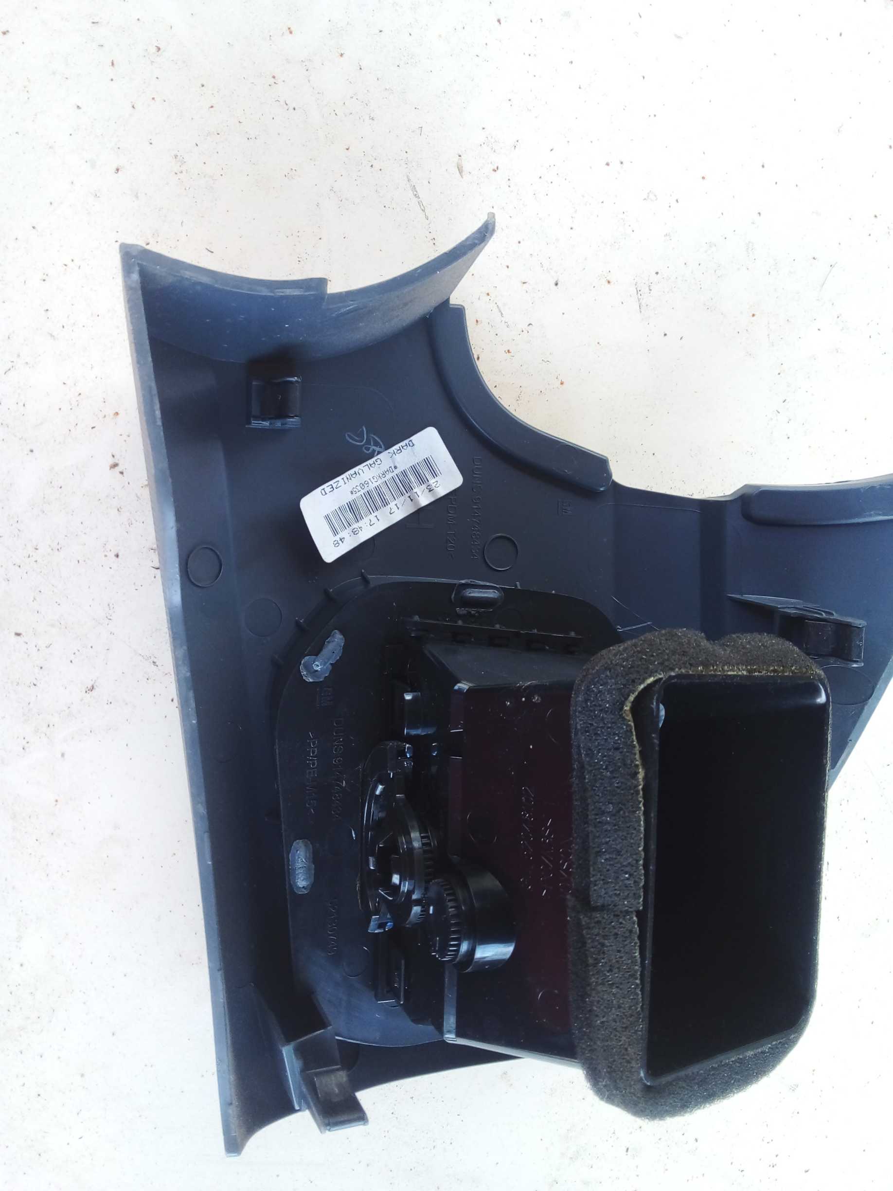 DIFUSOR AR ESQUERDO SPIN 2018  52028077 1