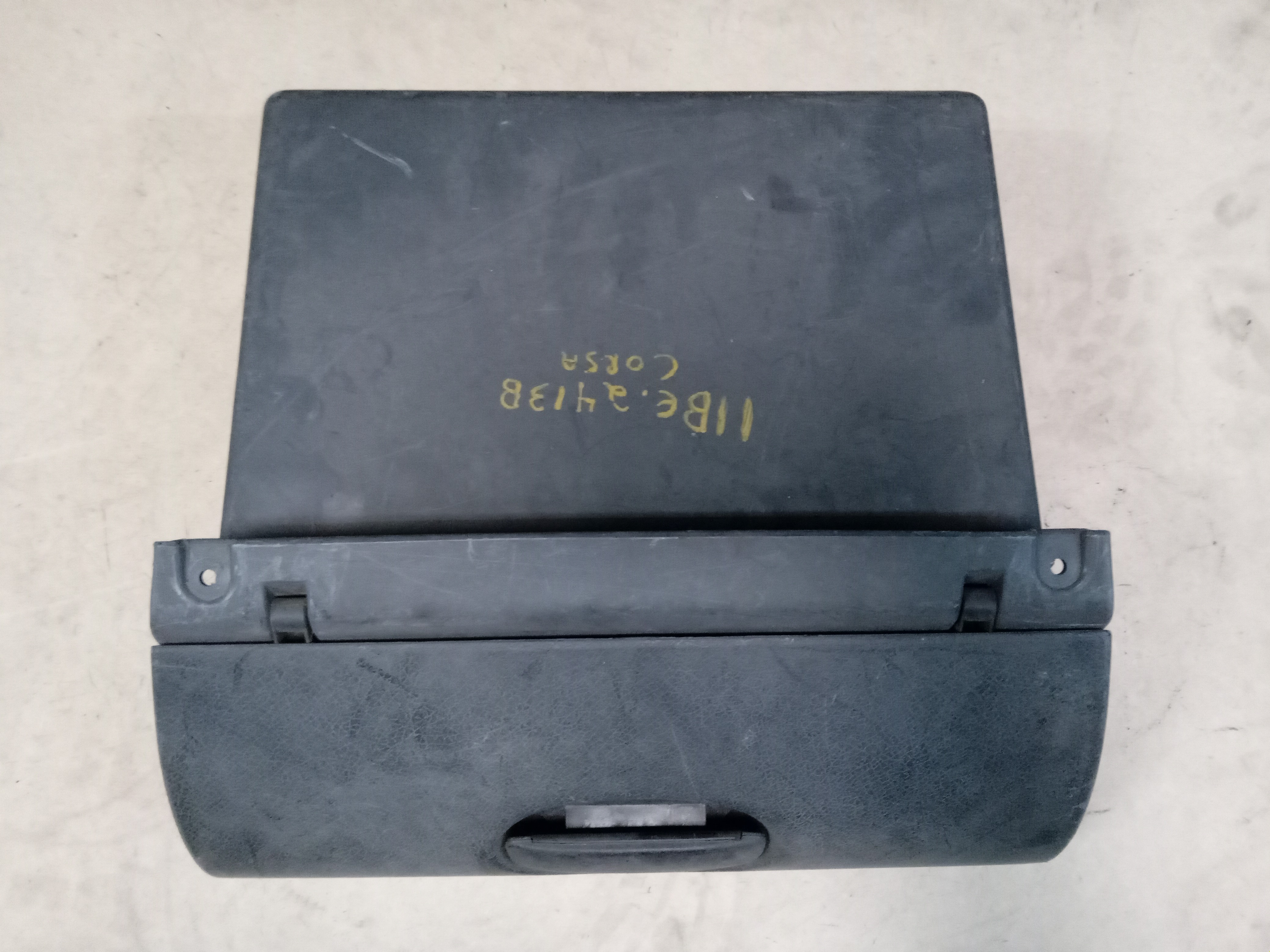 PORTA LUVAS GM CORSA 1998 1