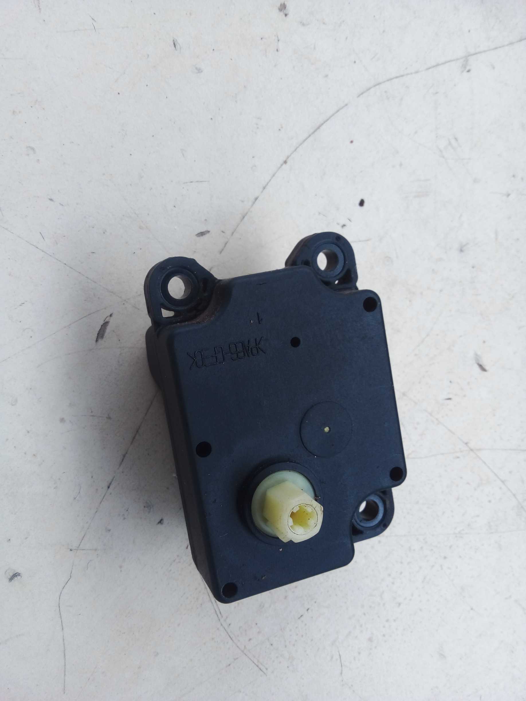 MOTOR ATUADOR CAIXA RESONADORA VOLVO XC60 2014 2