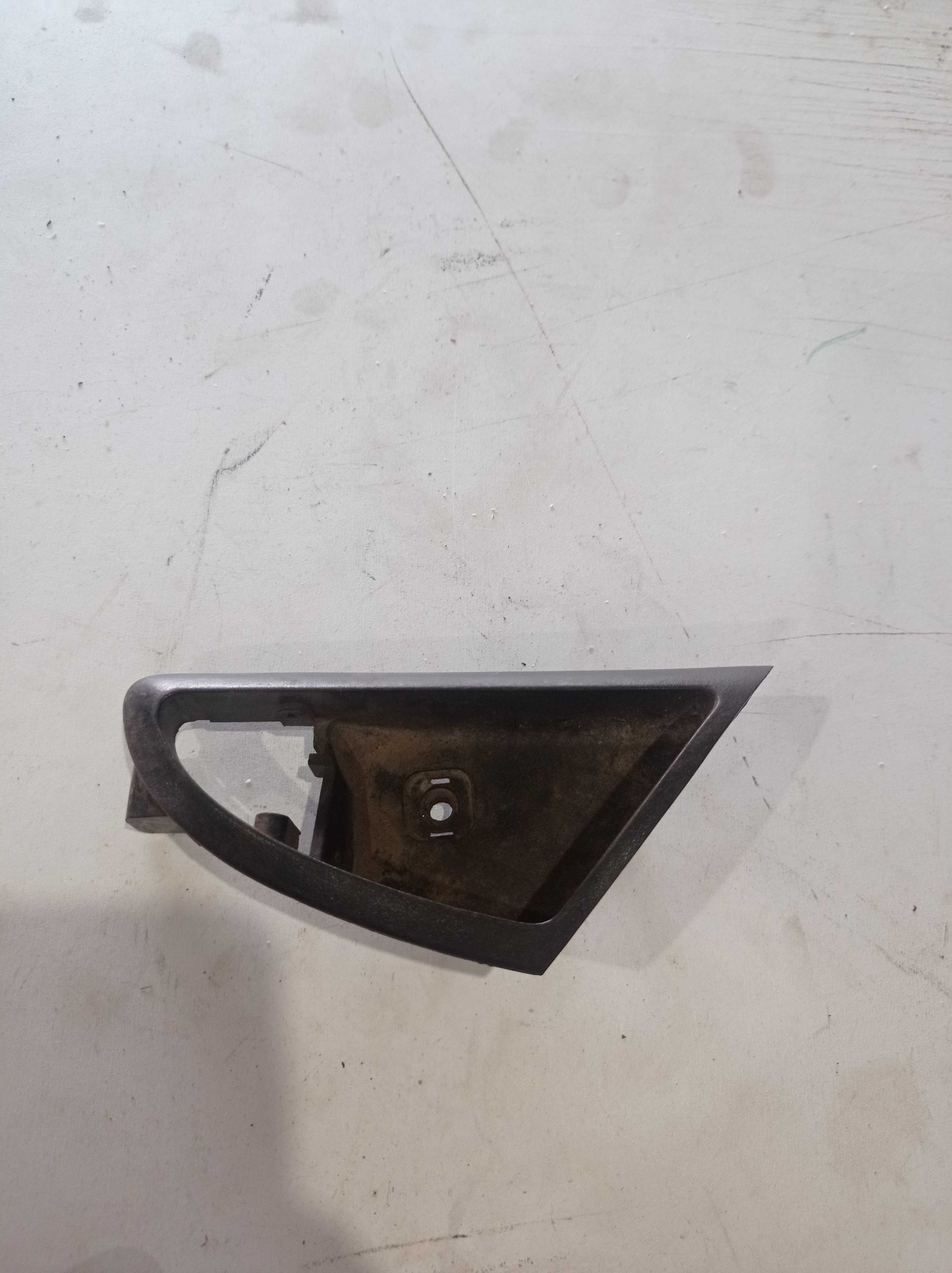 MOLDURA MAÇANETA INTERNA DIANTEIRA ESQUERDA JAC J3 2009