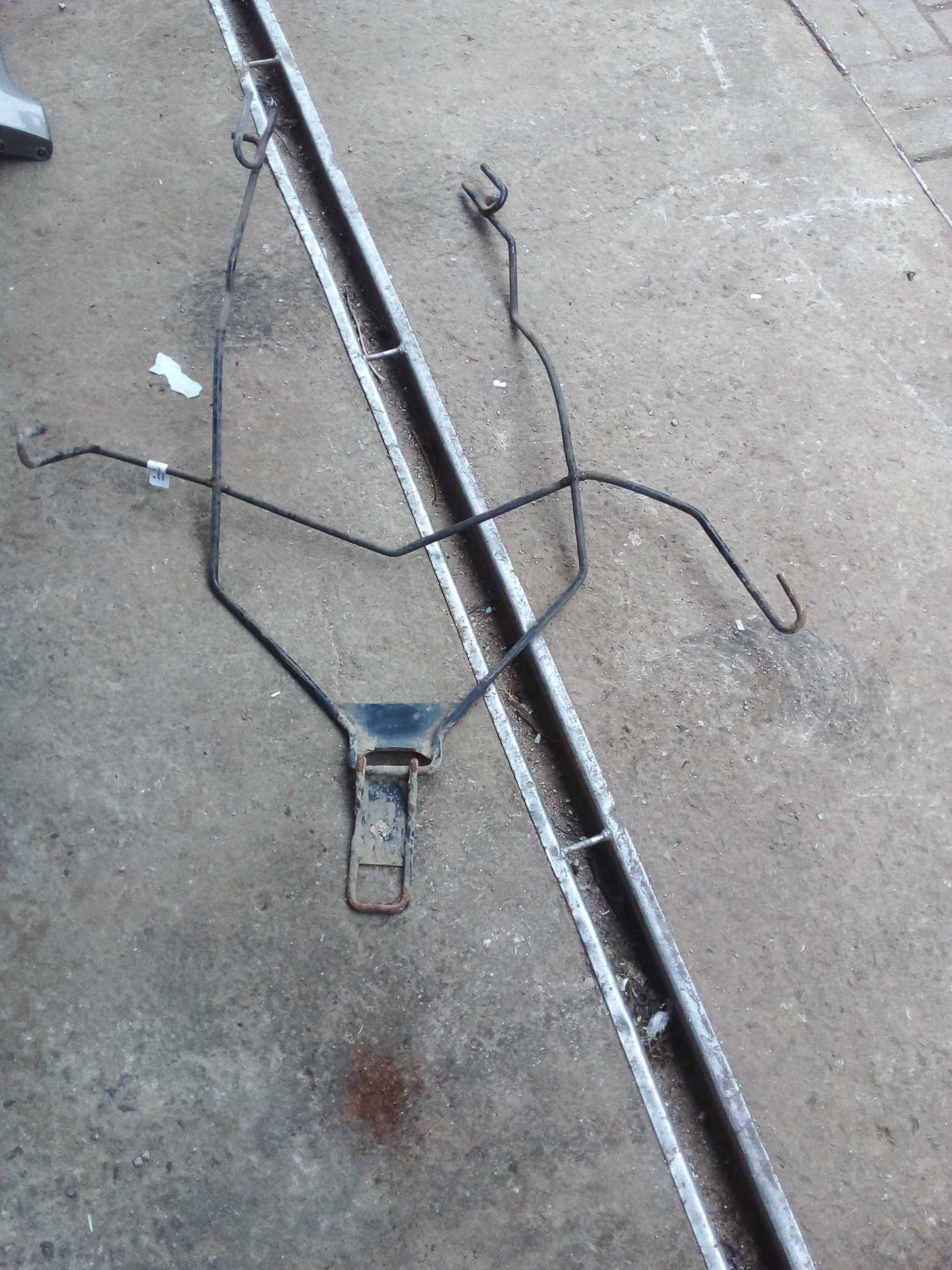 SUPORTE PNEU ESTEPE DUSTER 2016 0214756032 2