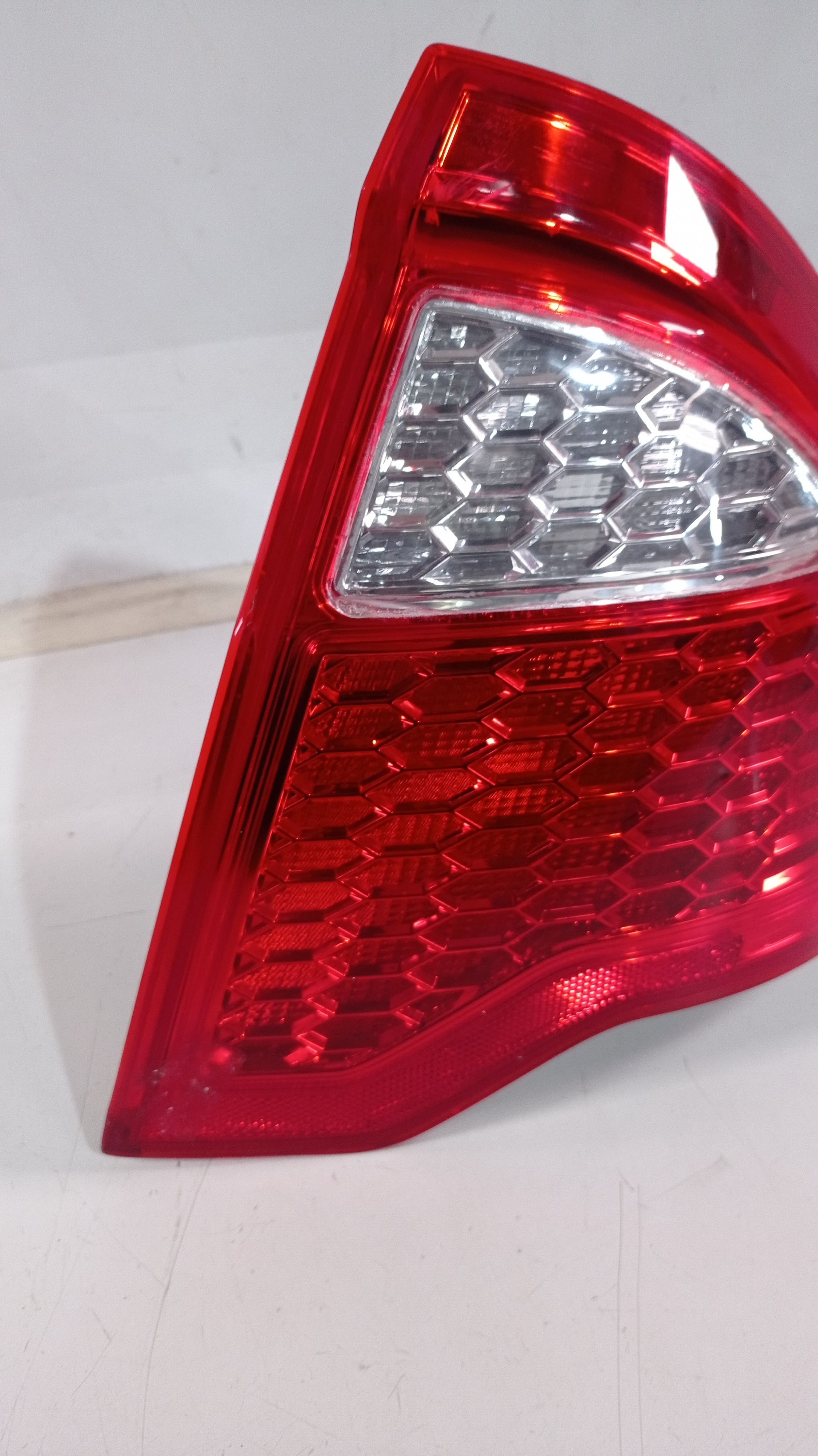 Lanterna Tras Direita Com Led Ford Fusion 2010  Recuperada Direito/passageiro 2