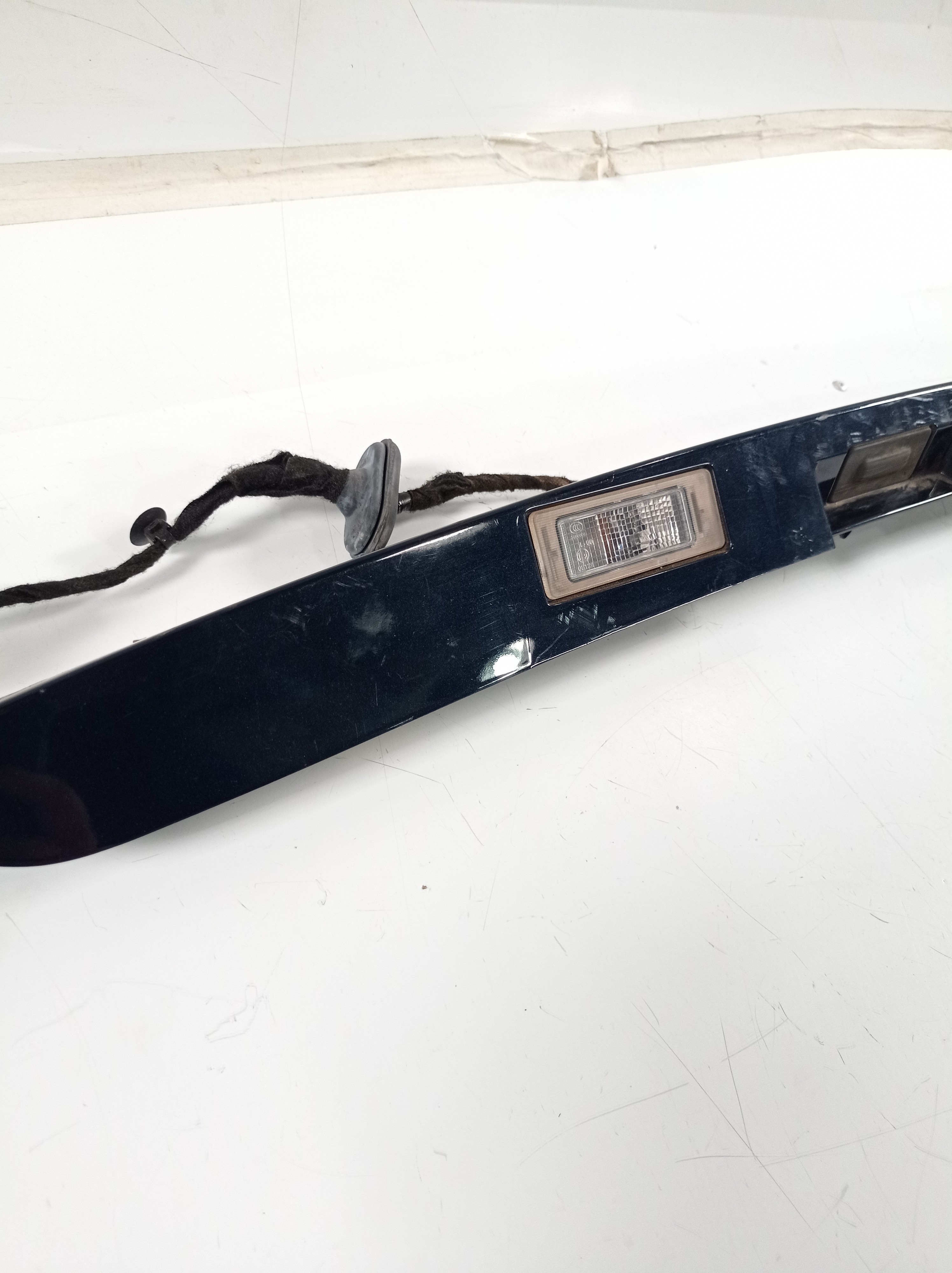 Moldura Tampa Traseira Gm Spin 2019 2020 Original 5