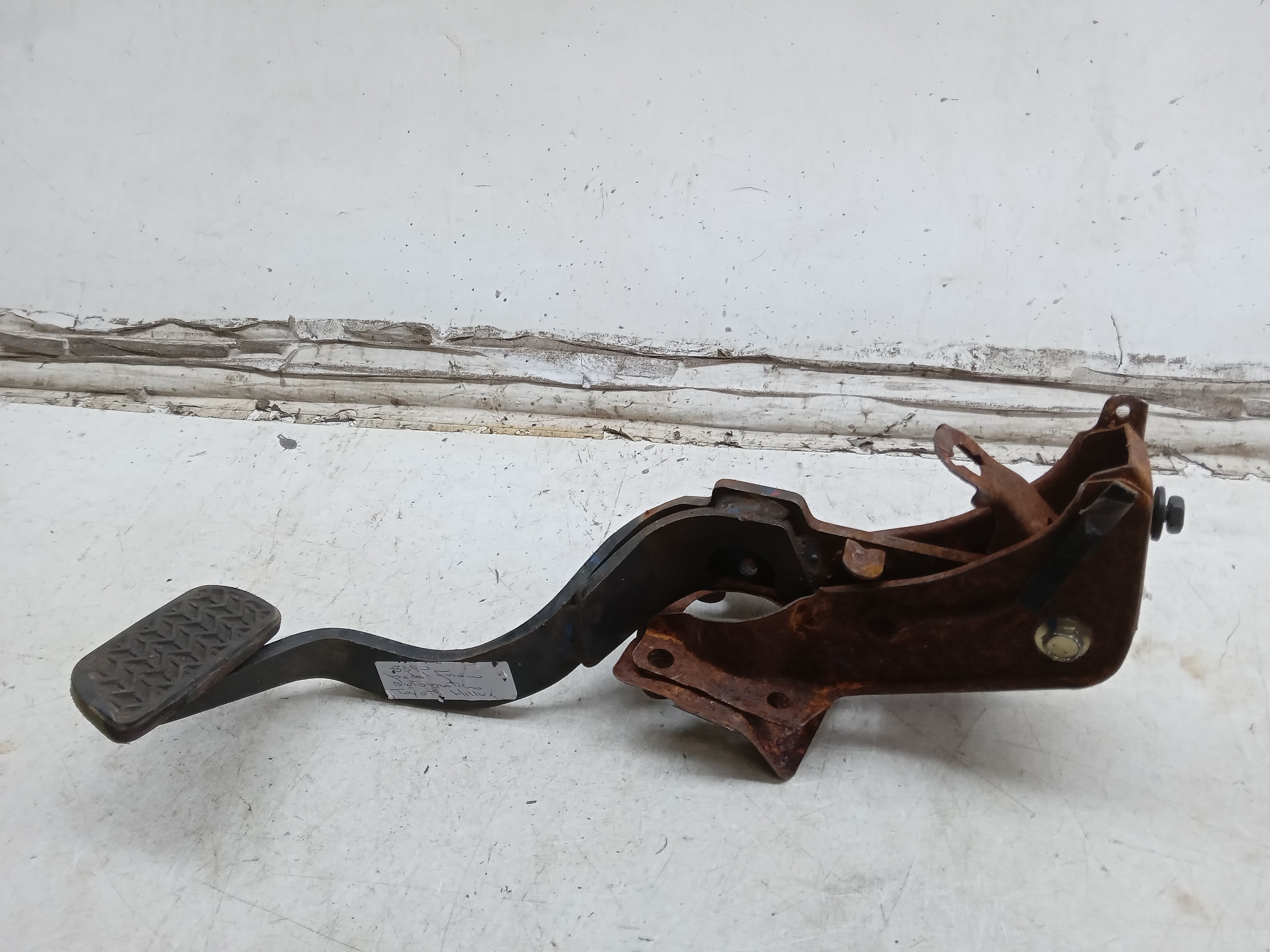 PEDAL FREIO TOYOTA HILUX 2012 2