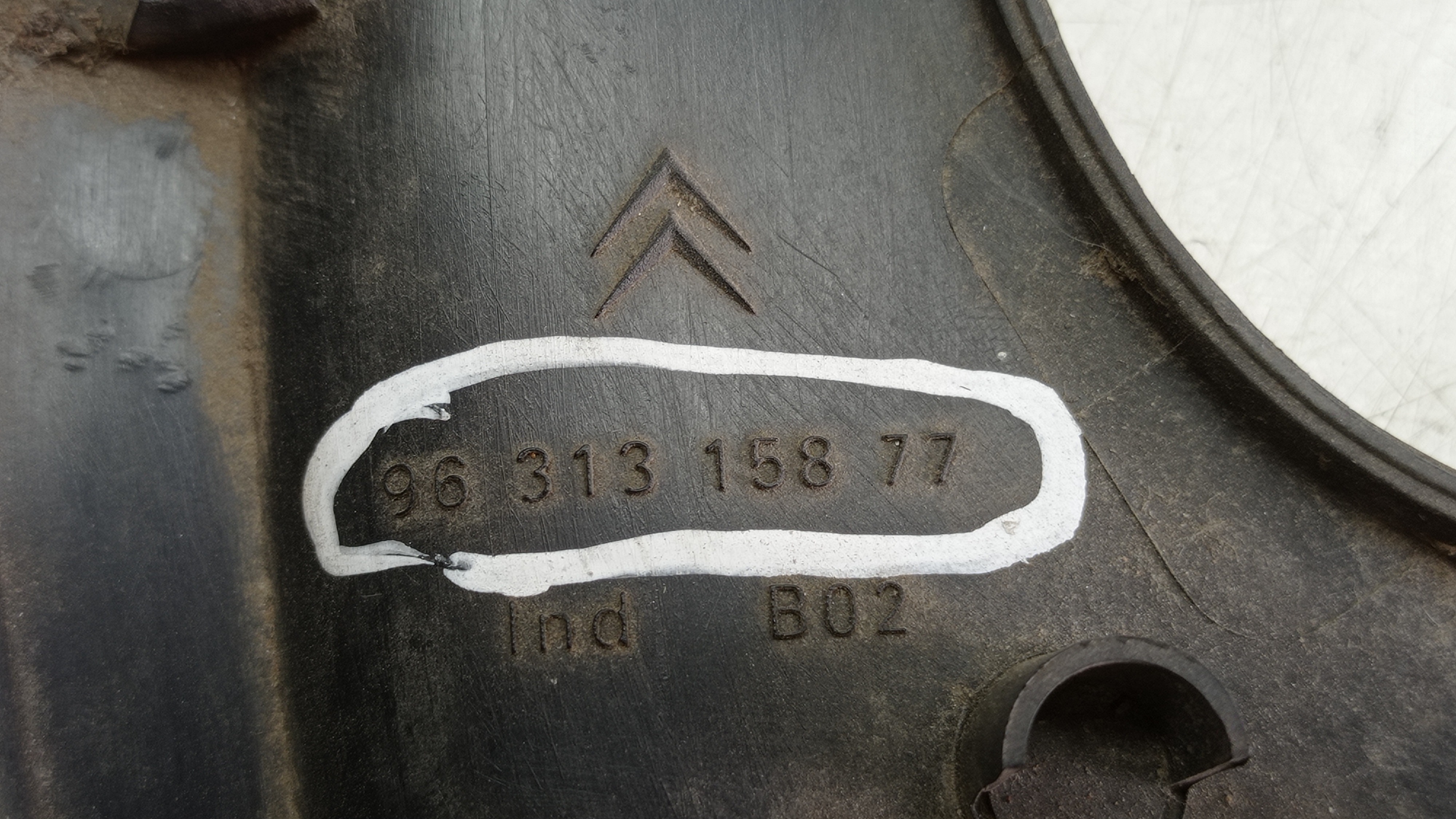 9631315877  Moldura Painel C Difusor Citroen Picasso 3