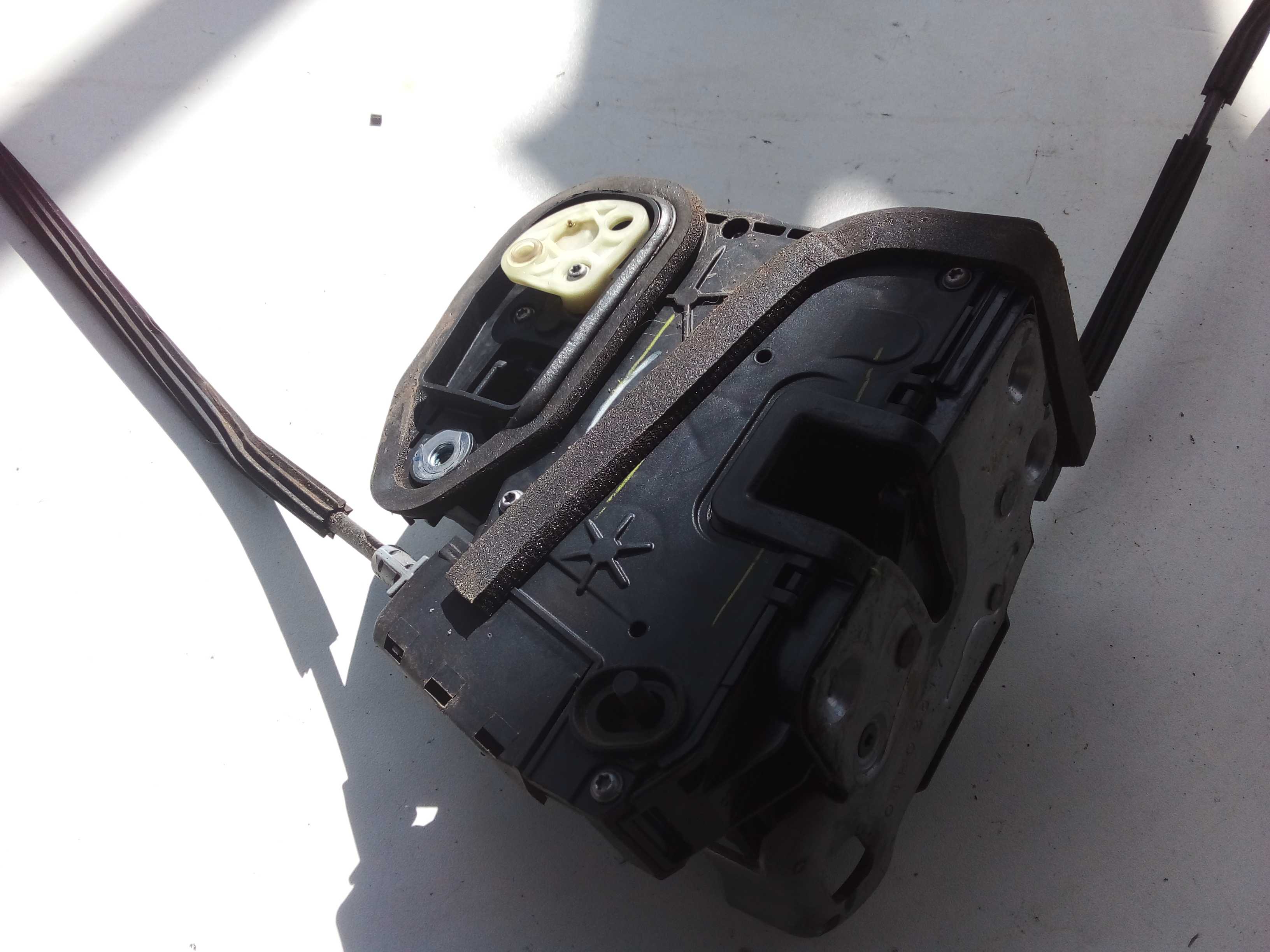 FECHADURA PORTA TRÁS DIREITA CRUZE HATCH 2017
