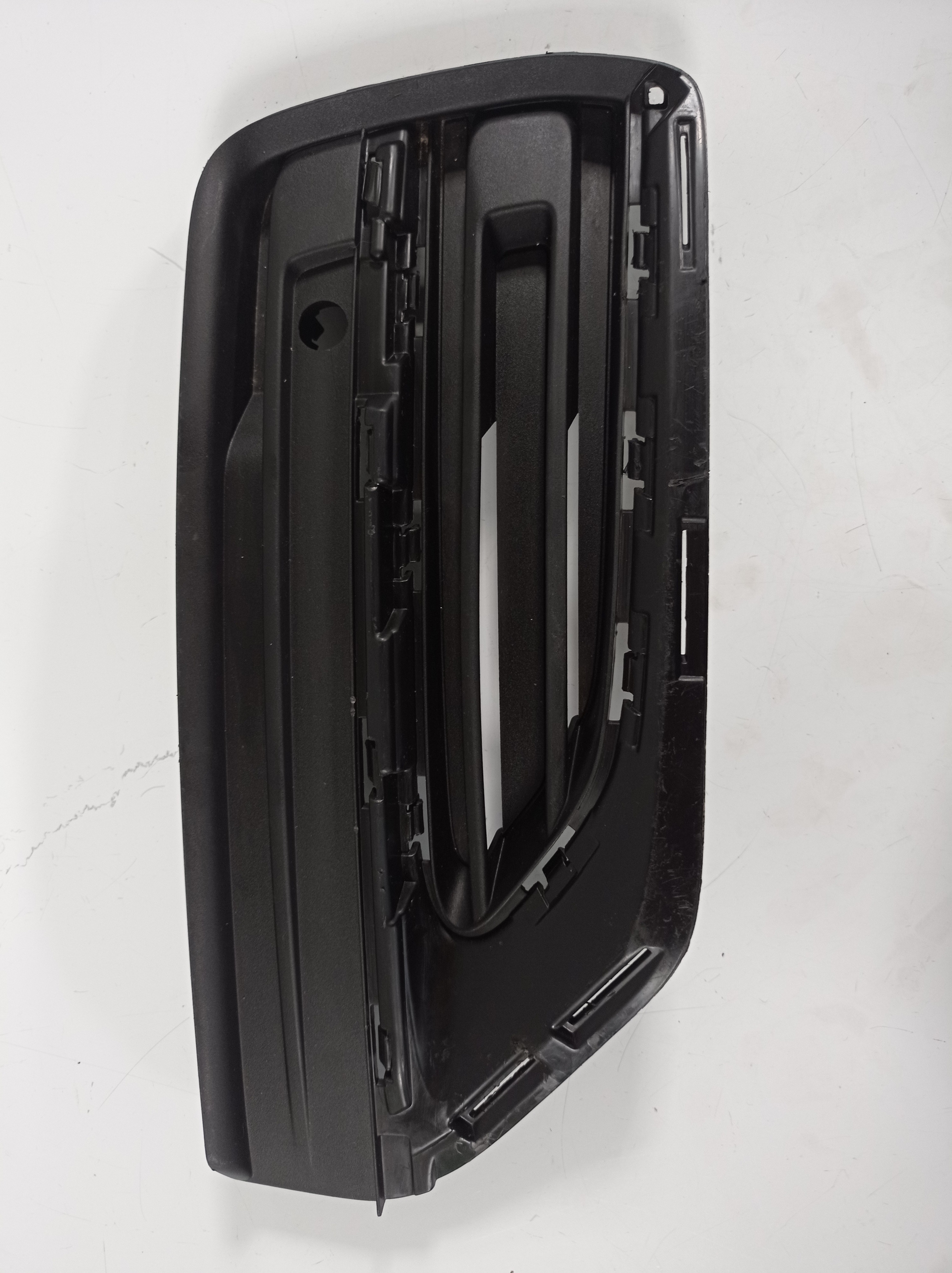 31663514 Grade Moldura Milha Parachoque Diant Esq Xc90 2020