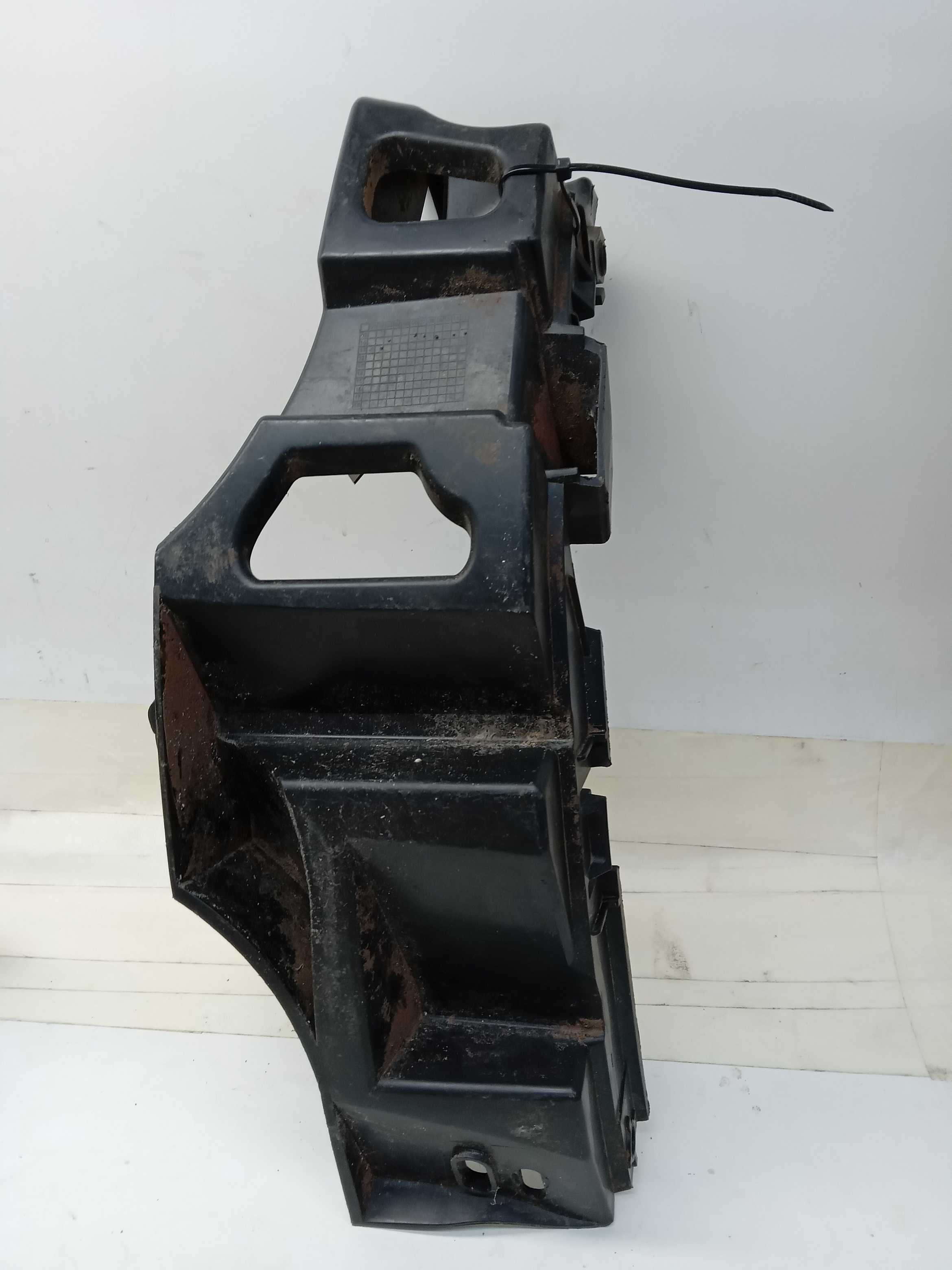 GUIA PARACHOQUE DIANTEIRO LD RENAULT FLUENCE 2011 1