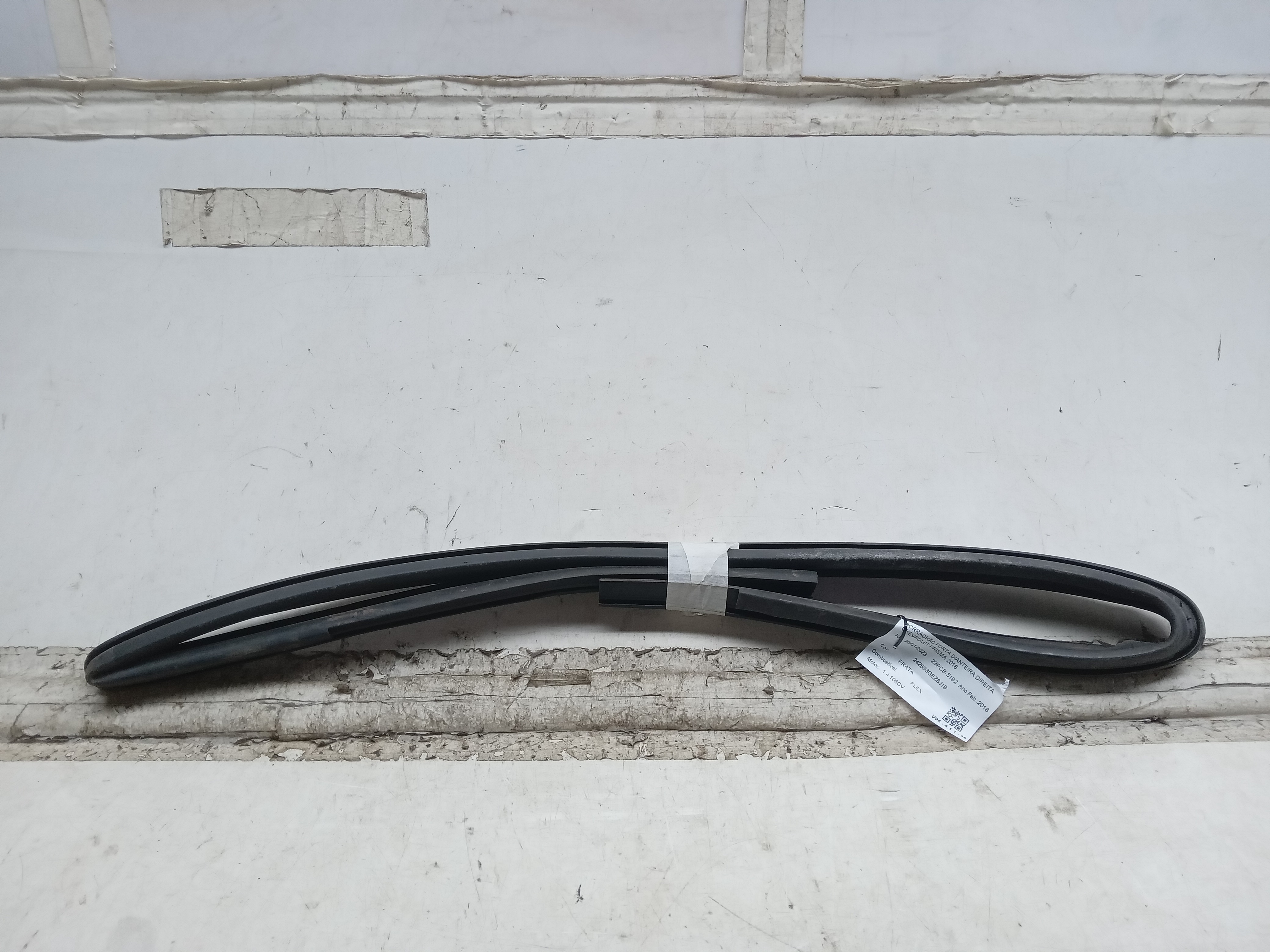 BORRACHÃO PORTA DIANTEIRA DIREITA CHEVROLET PRISMA 2018 1