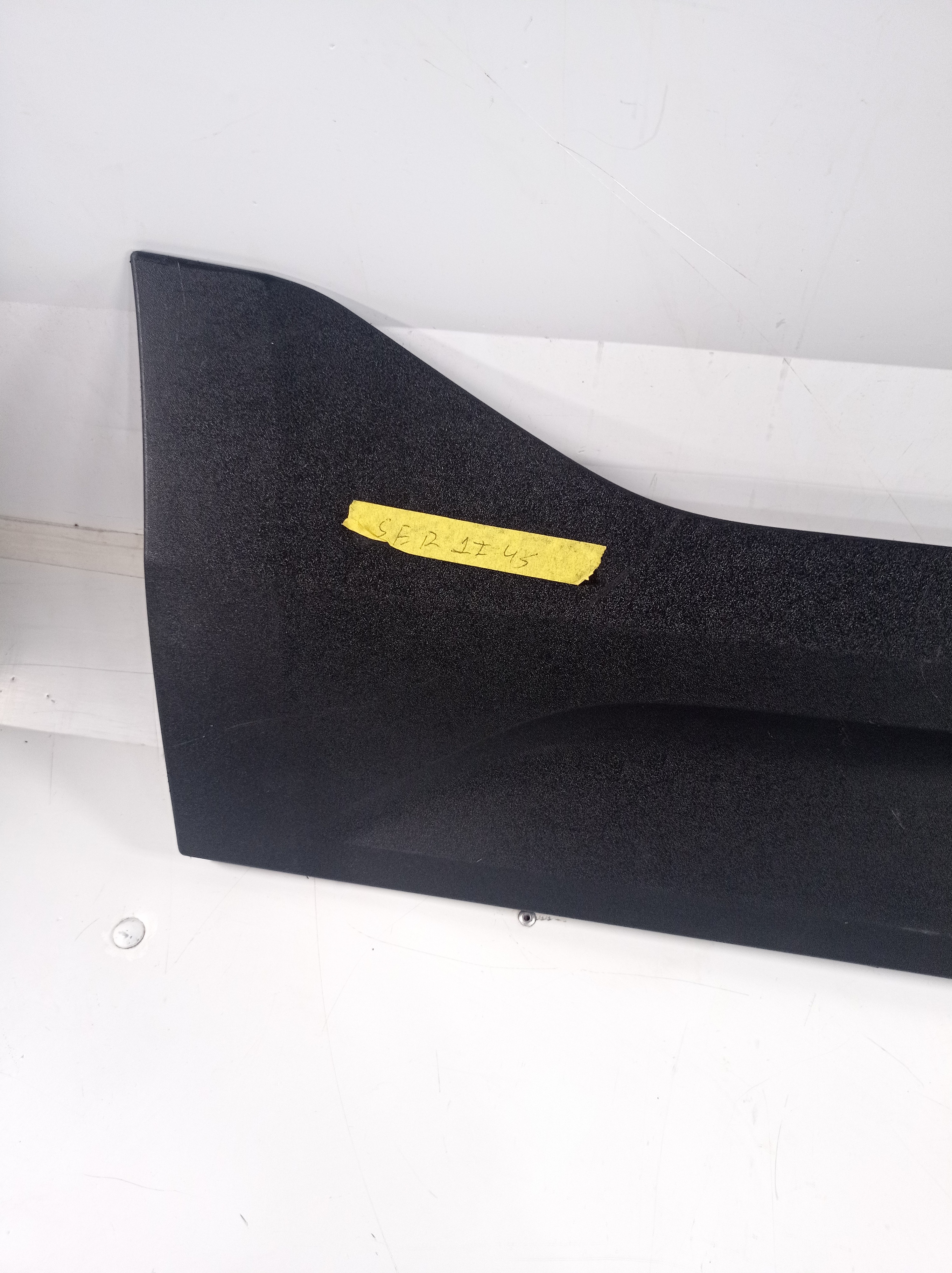 31448319 Moldura Friso Porta Tras Dir Volvo Xc40 2017/2021 3