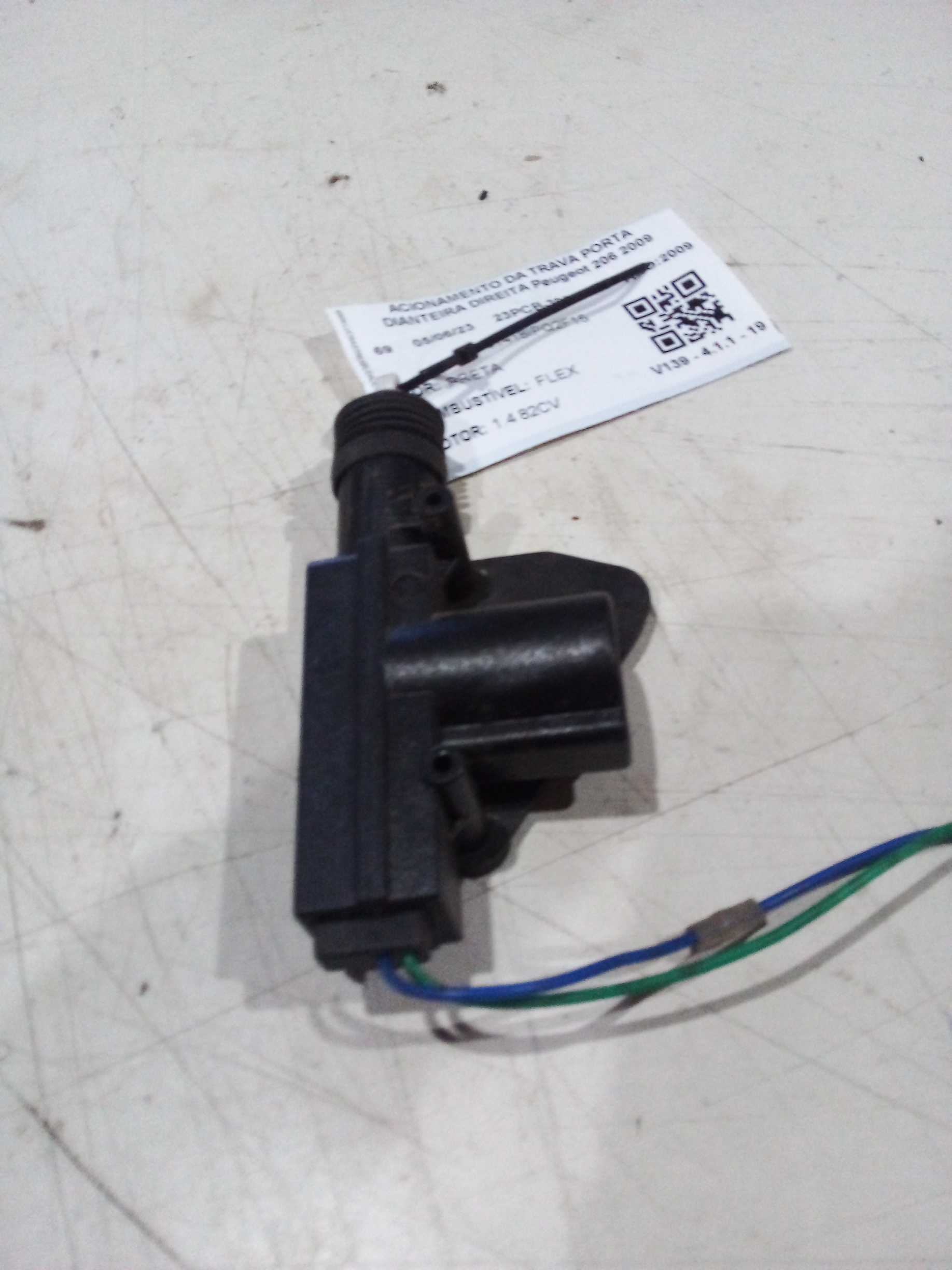 ACIONAMENTO DA TRAVA PORTA DIANTEIRA DIREITA Peugeot 206 200 1