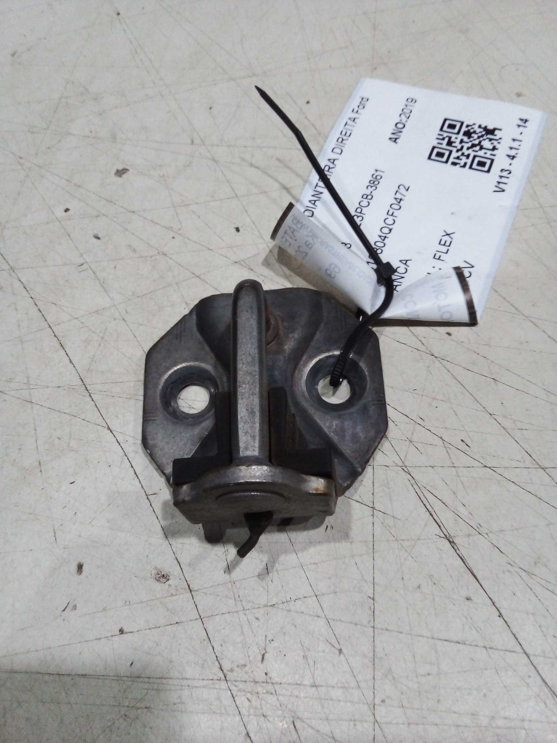 BATENTE  PORTA DIANTEIRA DIREITA Ford Ka 2019 8j181