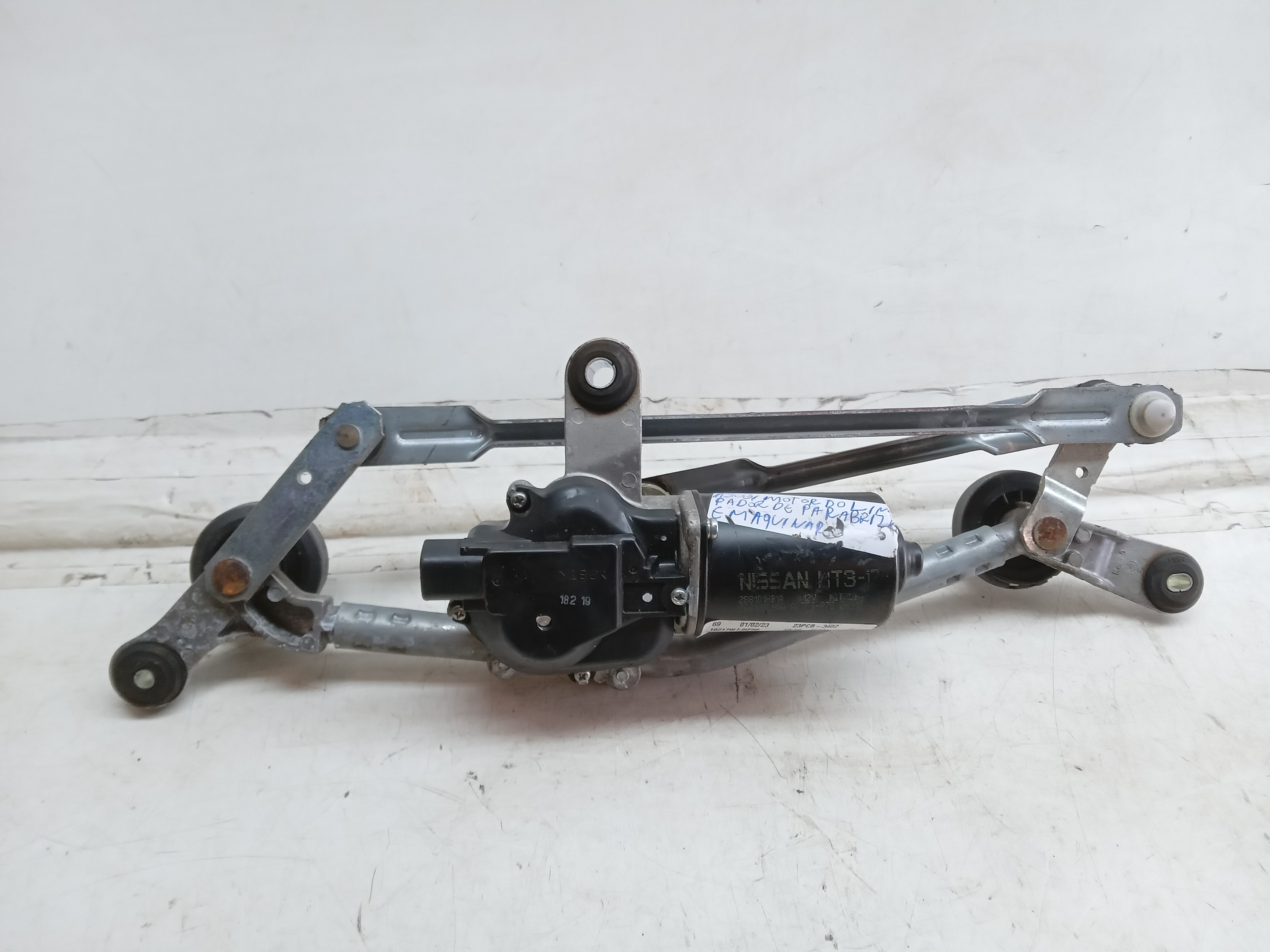 GALHADA LIMPADOR PARABRISA NISSAN MARCH 2019