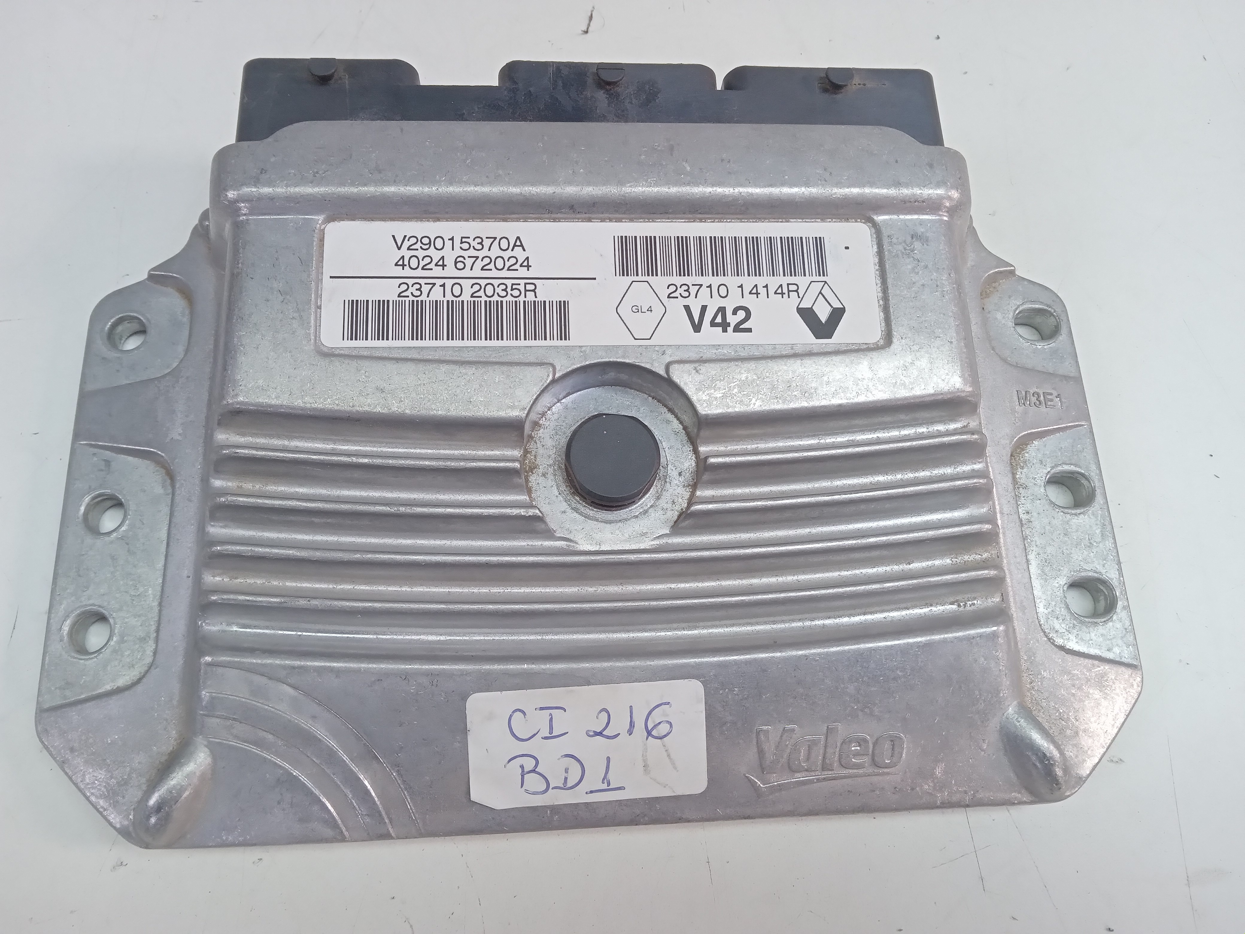 Módulo Injeção Eletrônica Duster 237101414r V42 Sem Uso