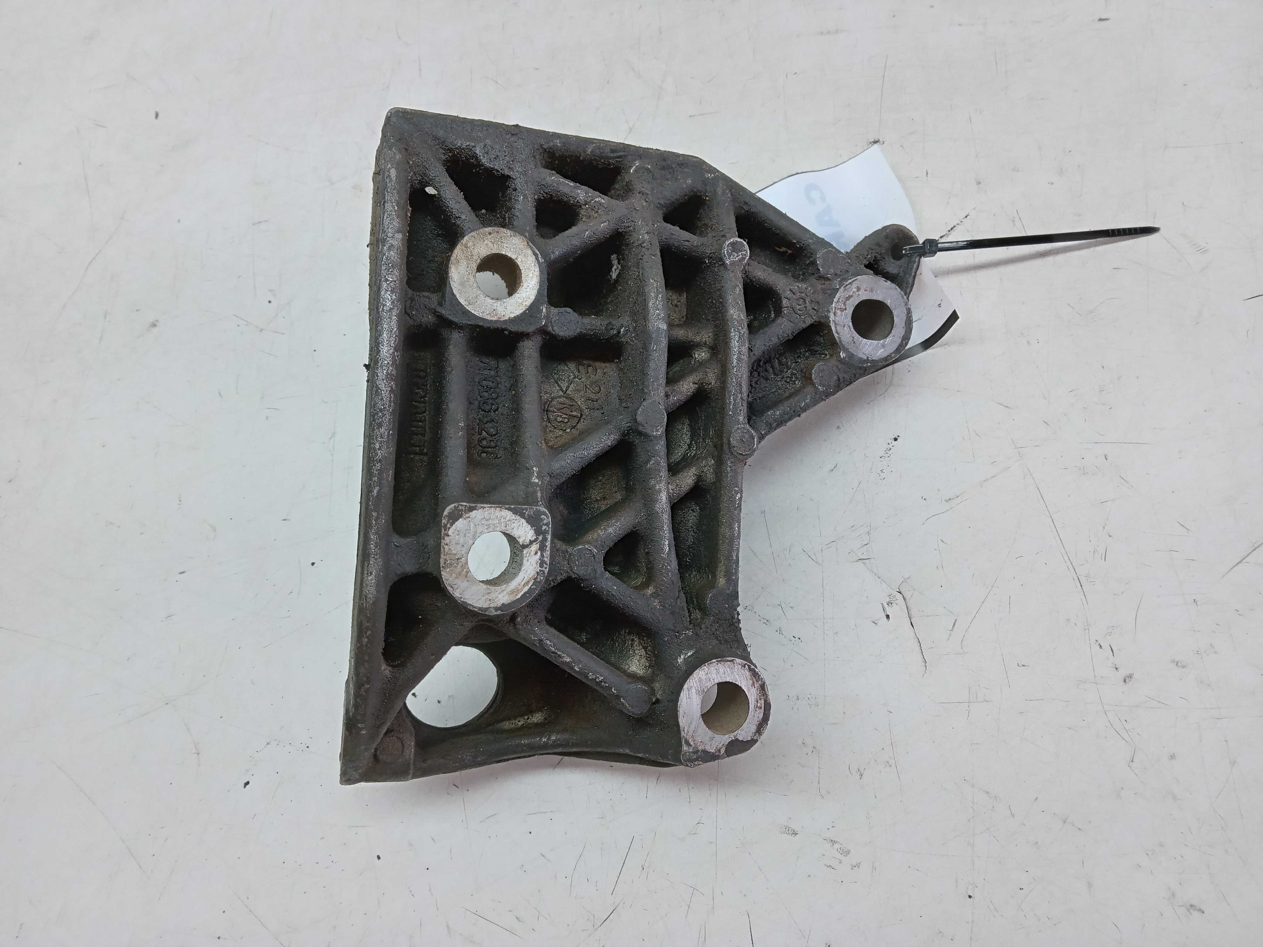 SUPORTE ALTERNADOR RENAULT CLIO 2010