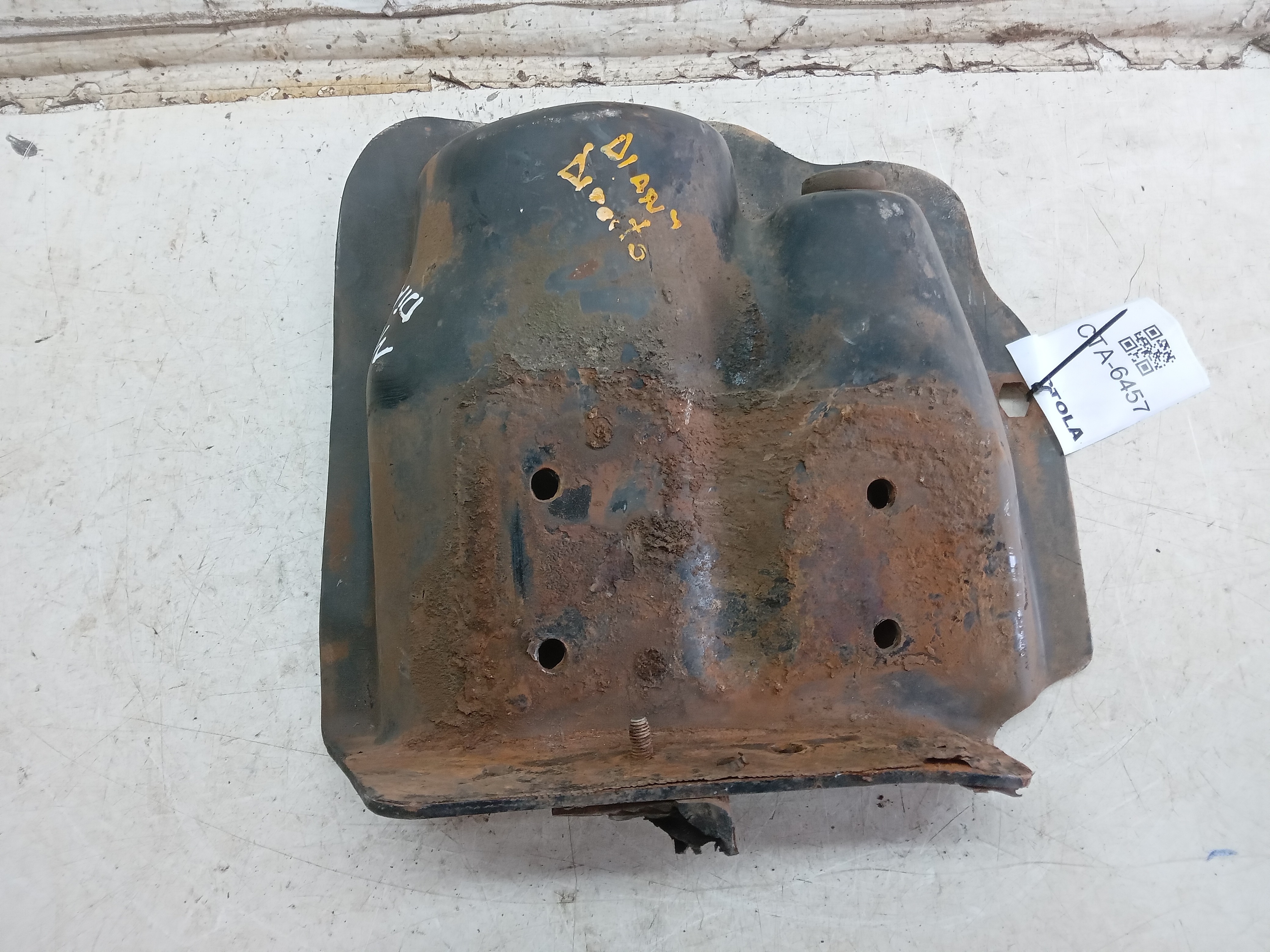 SUPORTE MOLA DIANTEIRA LD FORD F350 2001