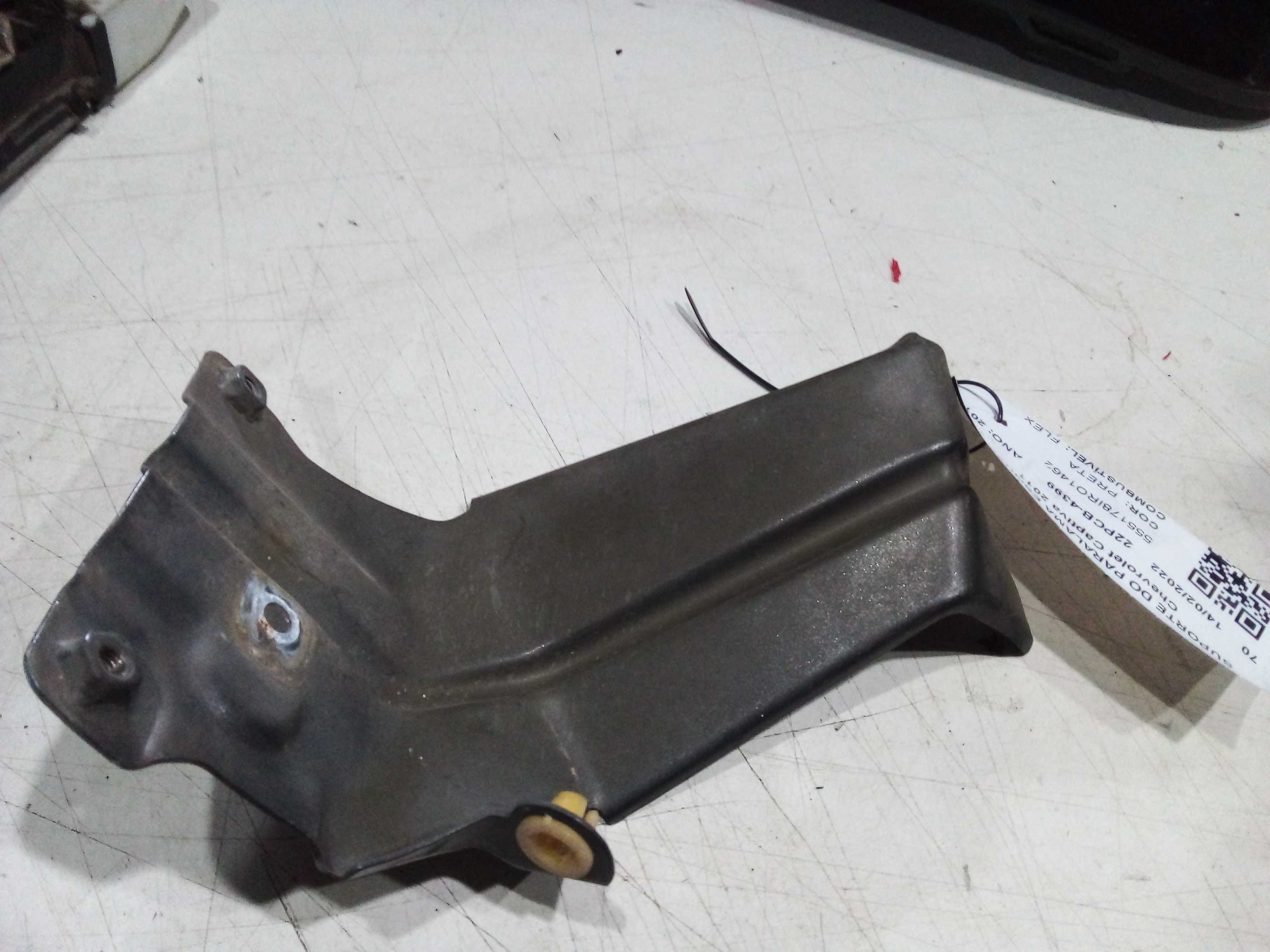 SUPORTE DO PARALAMA ESQUERDO Chevrolet Captiva 2011 2