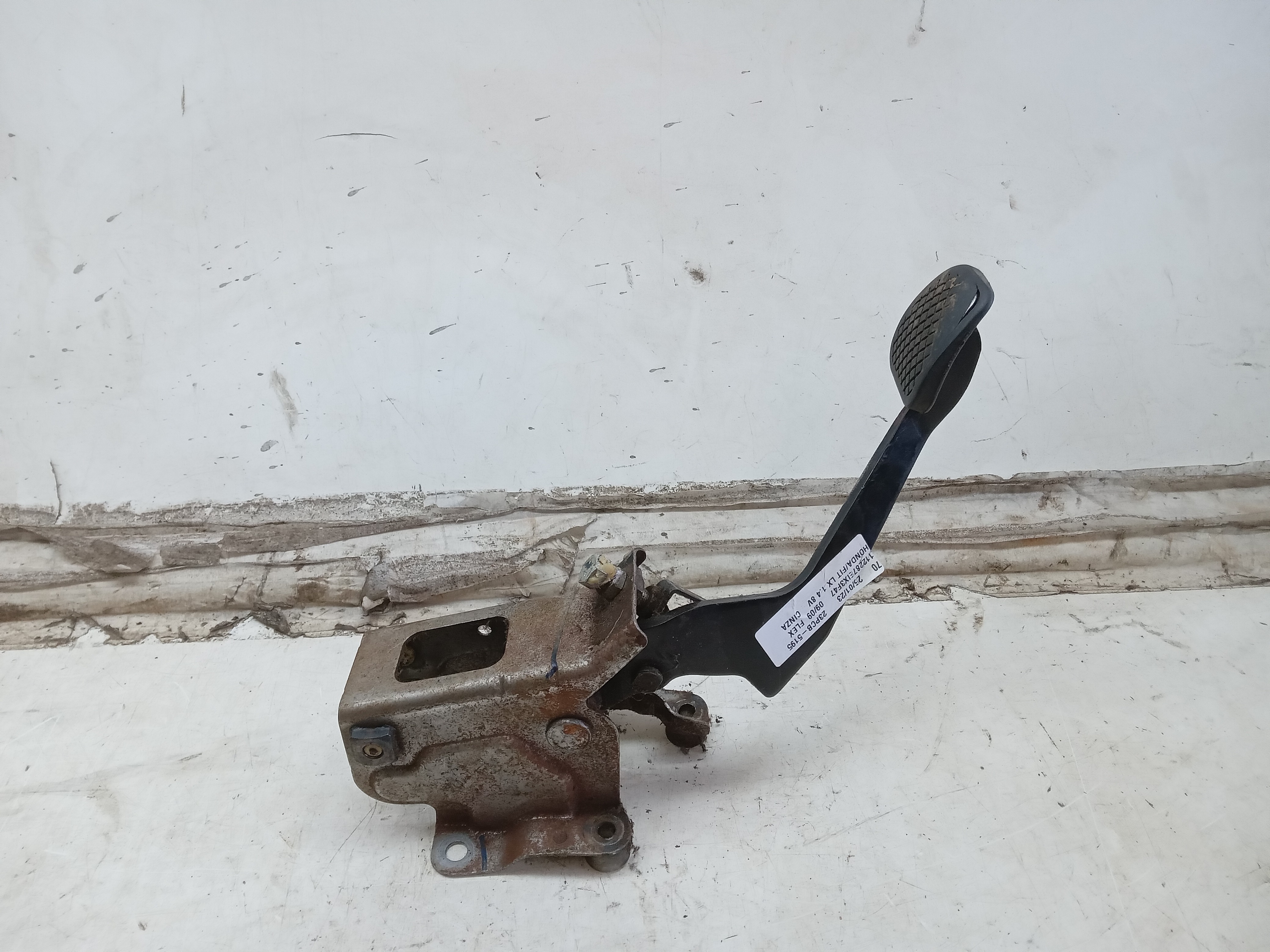 PEDAL EMBREAGEM HONDA FIT 2009 1