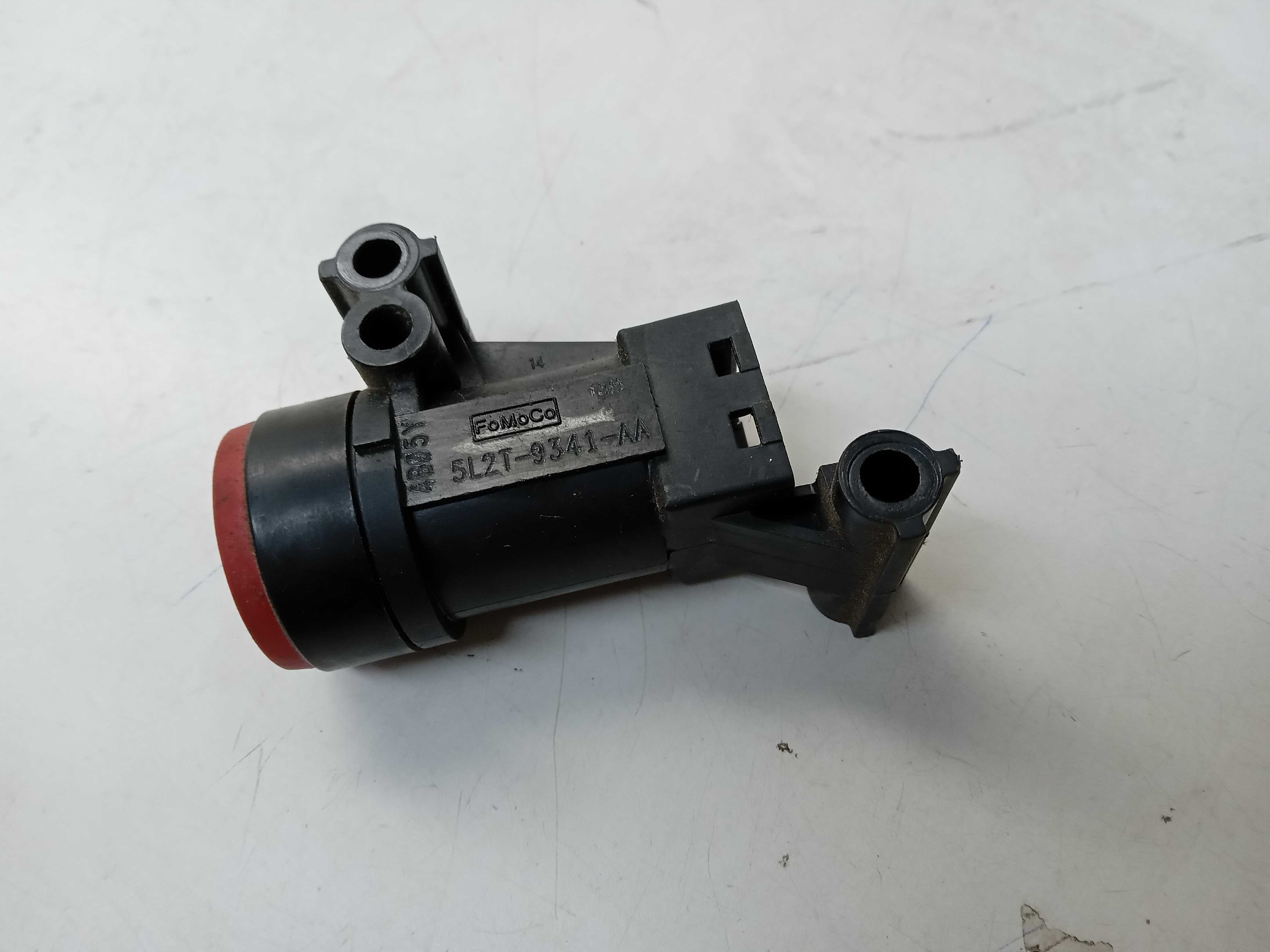 SENSOR INTERRUPTOR IMPACTO FORD FIESTA SEDAN 2014